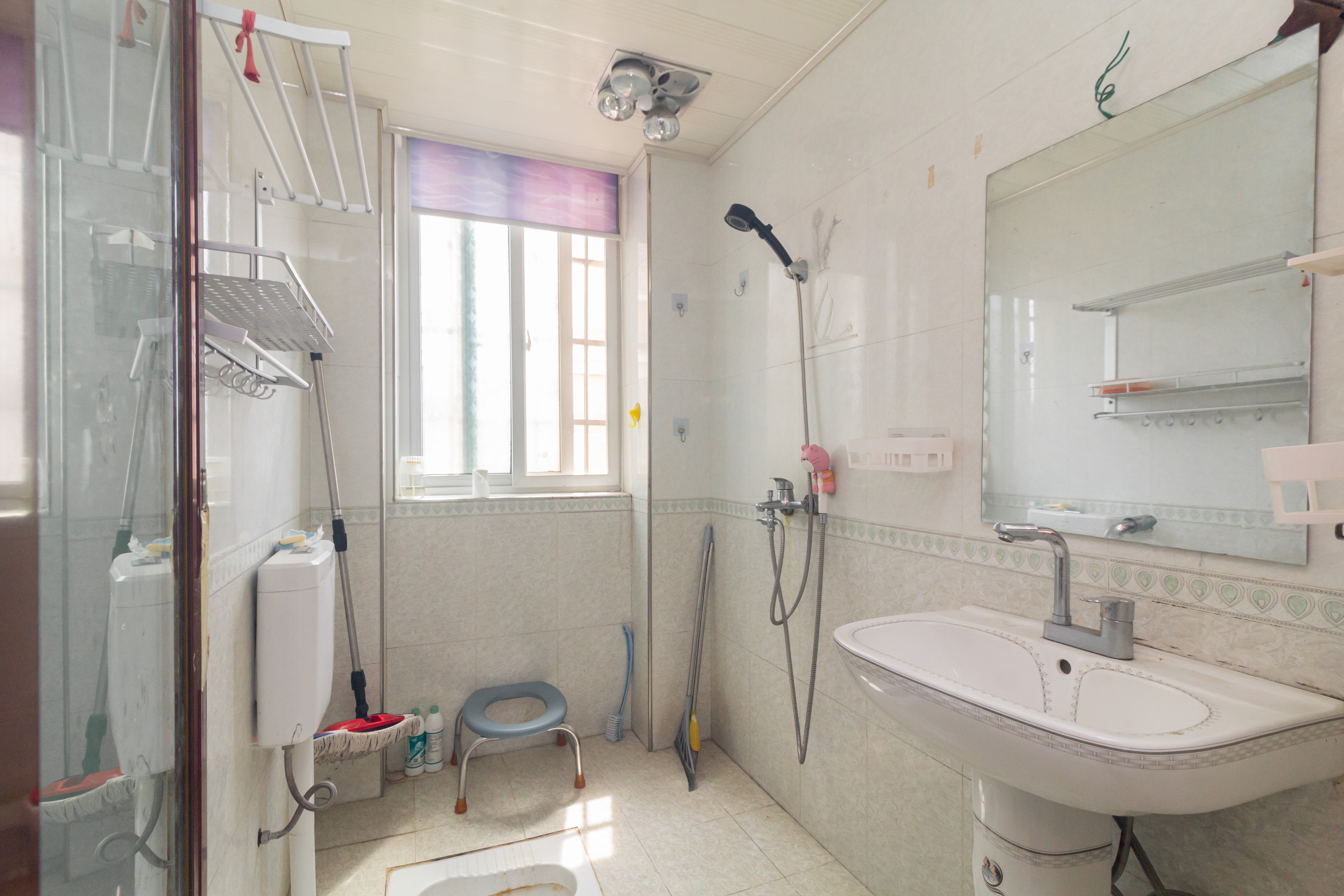 星城国际 2室2厅1卫 43.8万 星城国际 2室2厅1卫 43.8万卫生间