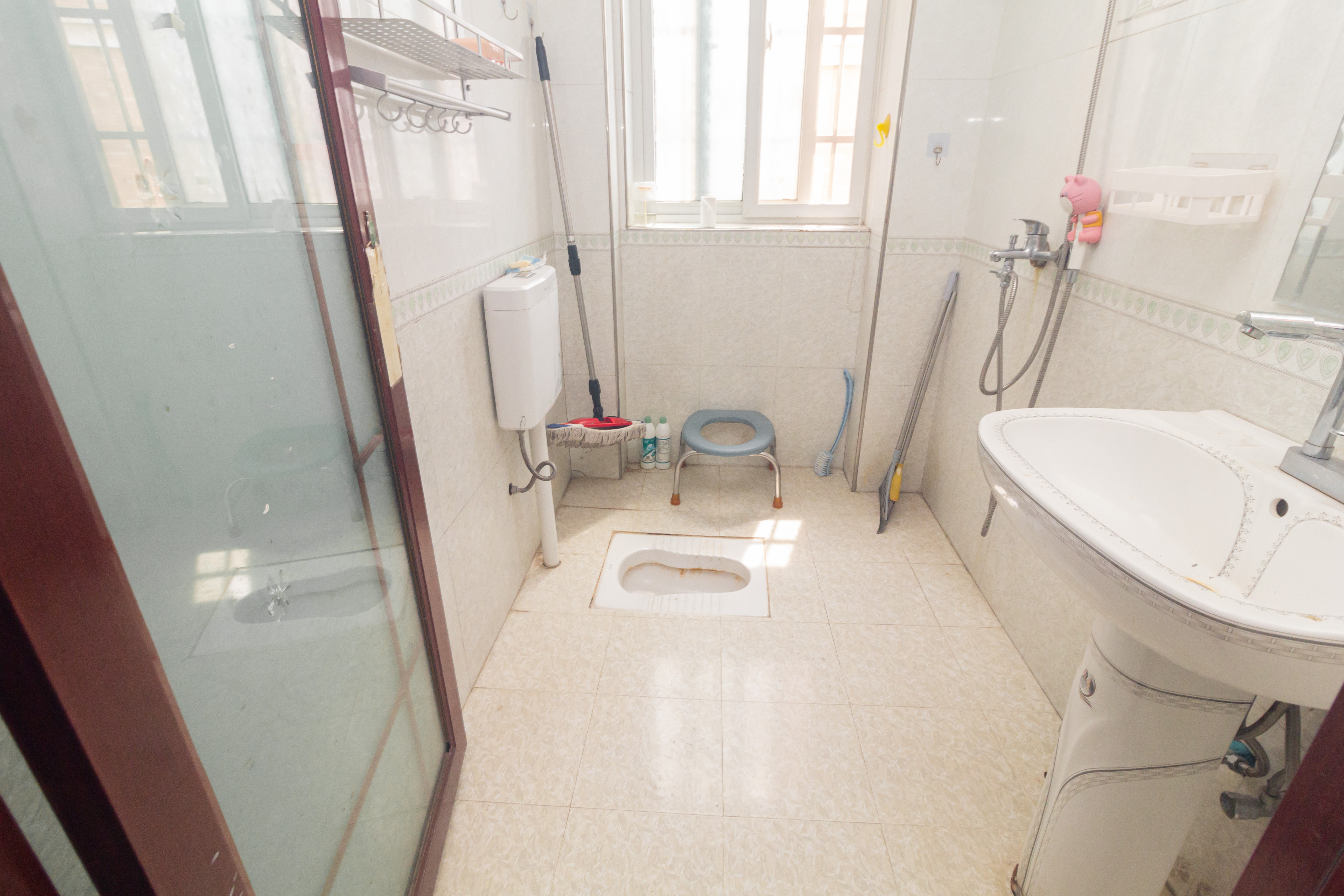 星城国际 2室2厅1卫 43.8万 星城国际 2室2厅1卫 43.8万卫生间