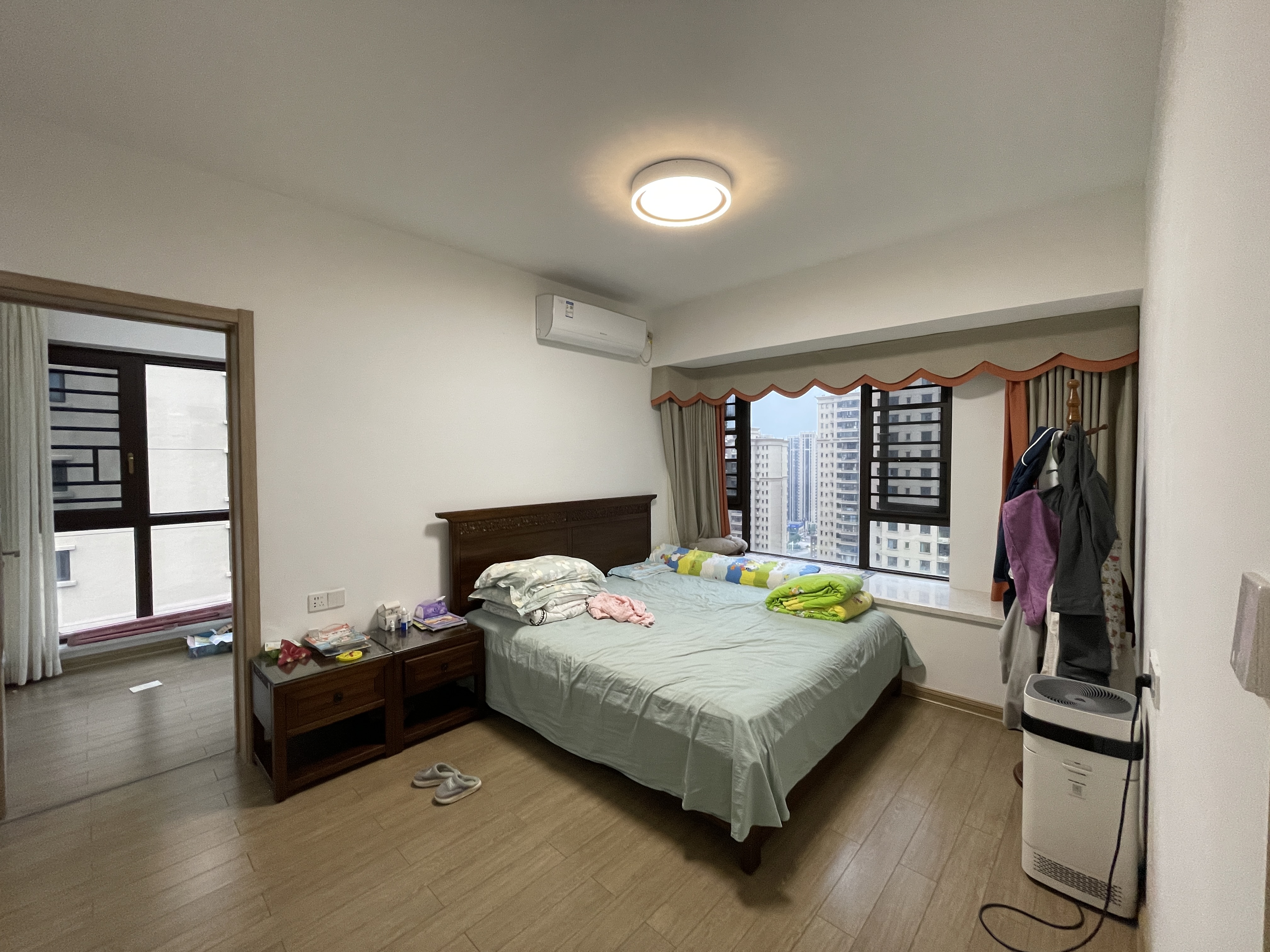 美的翰城  4室2厅2卫    158.0万 美的翰城  4室2厅2卫    158.0万室内图