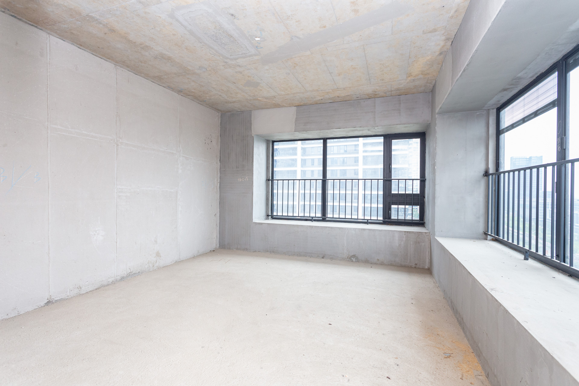 越秀湘江星汇城一期  4室2厅3卫    248.0万 越秀湘江星汇城一期  4室2厅3卫    248.0万卧室