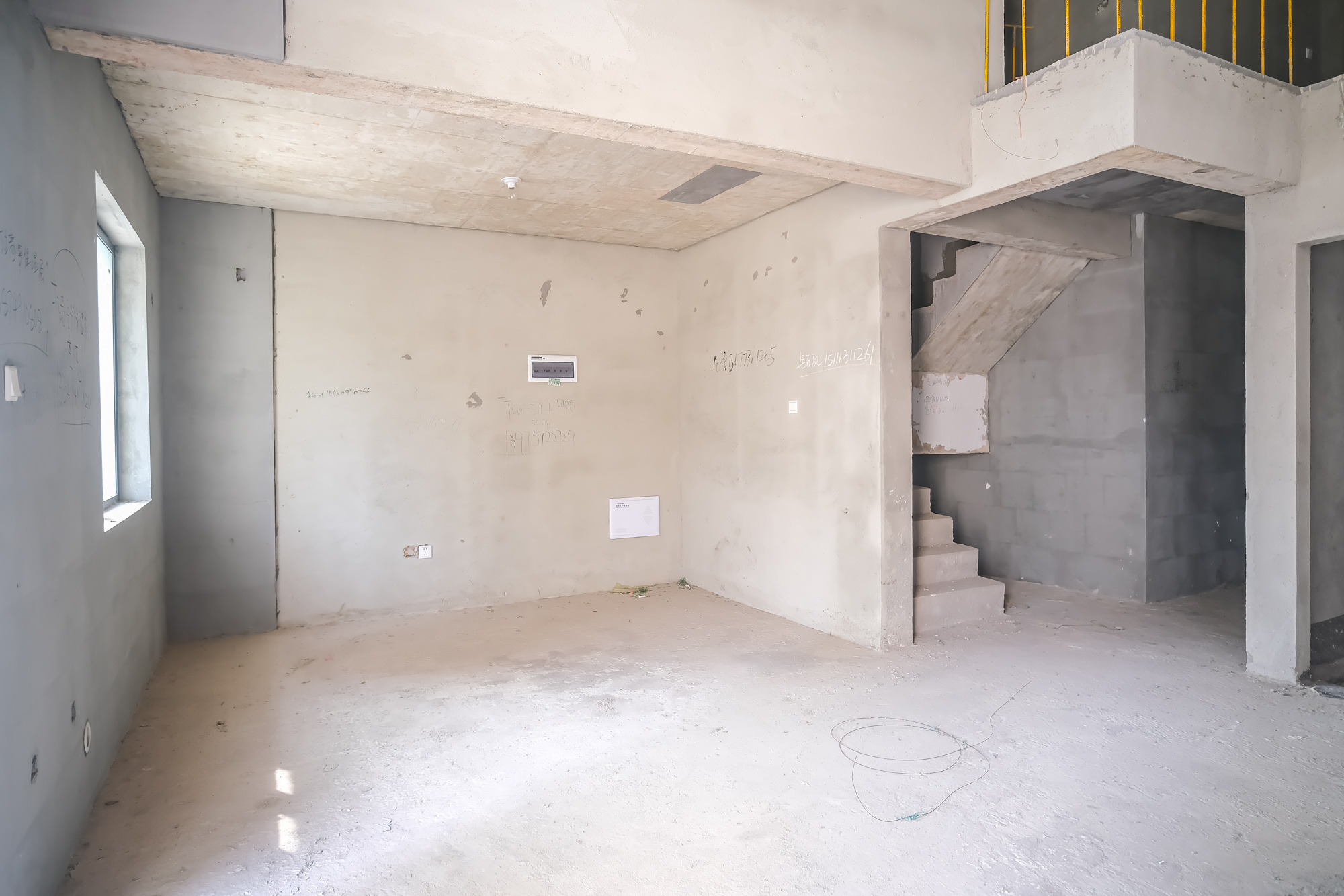 永宏万家里 3室2厅2卫 85.0万 永宏万家里 3室2厅2卫 85.0万客厅