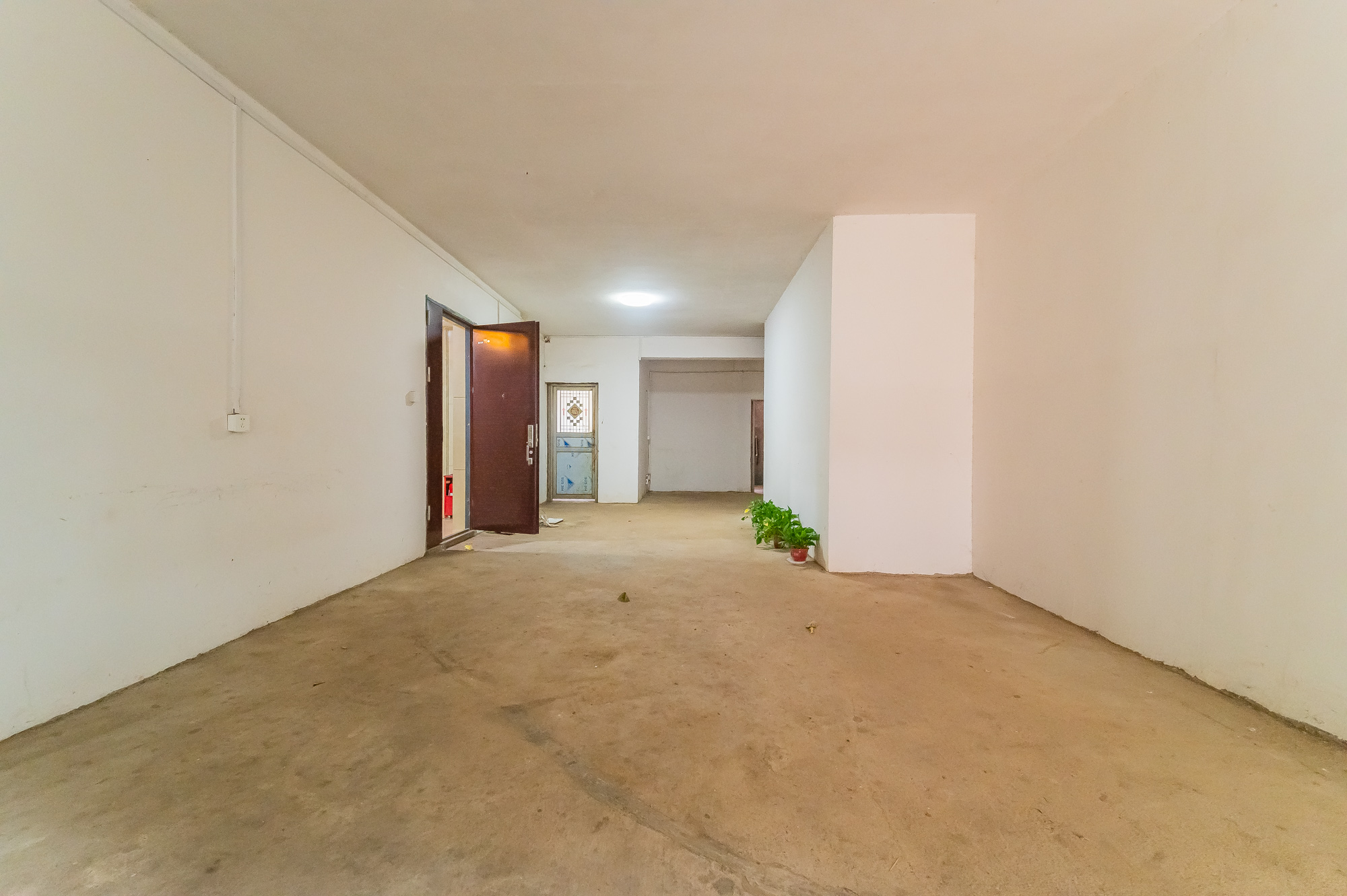 海伦春天 5室2厅2卫 177.0万 海伦春天 5室2厅2卫 177.0万客厅