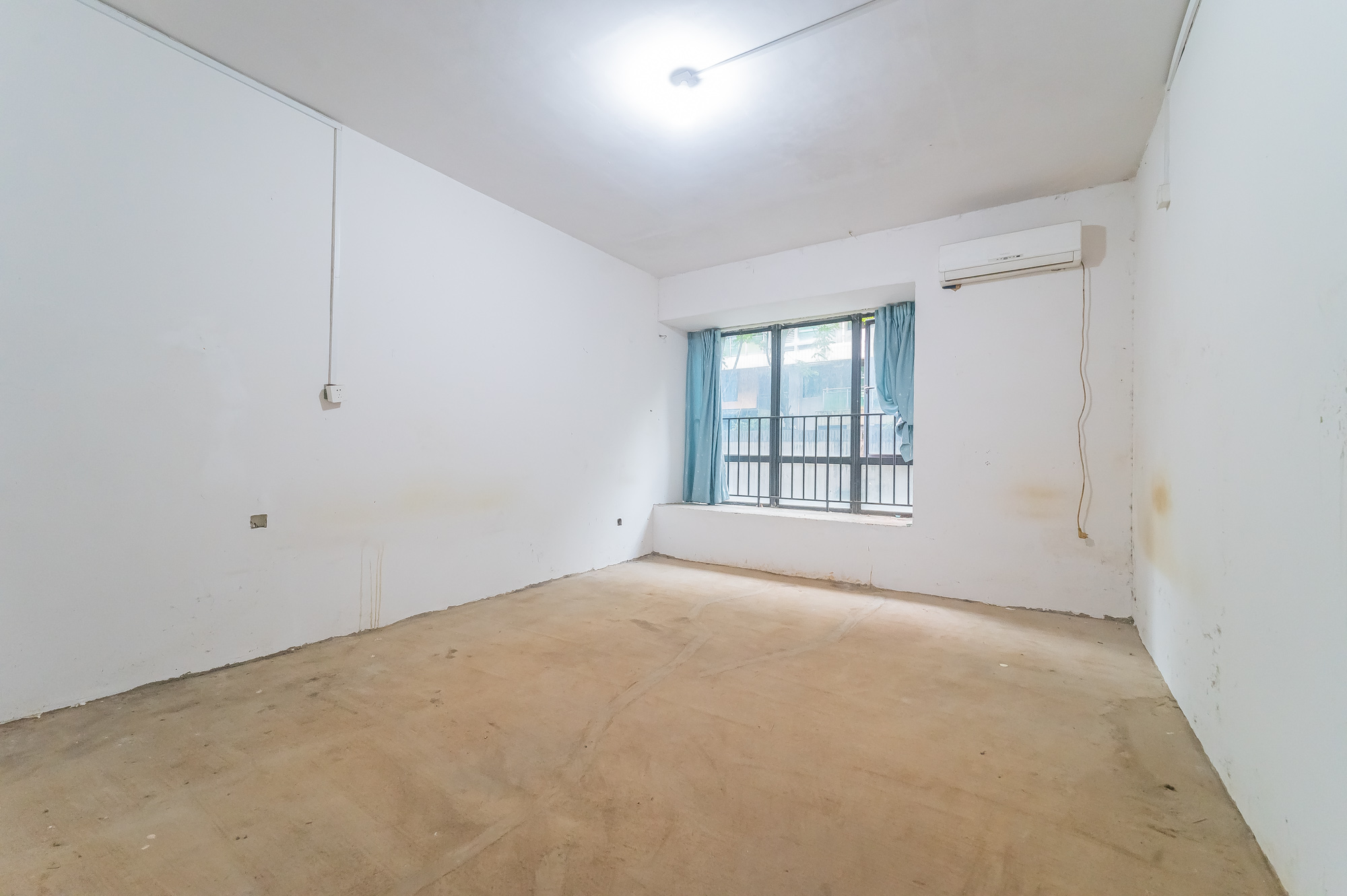 海伦春天 5室2厅2卫 177.0万 海伦春天 5室2厅2卫 177.0万其他