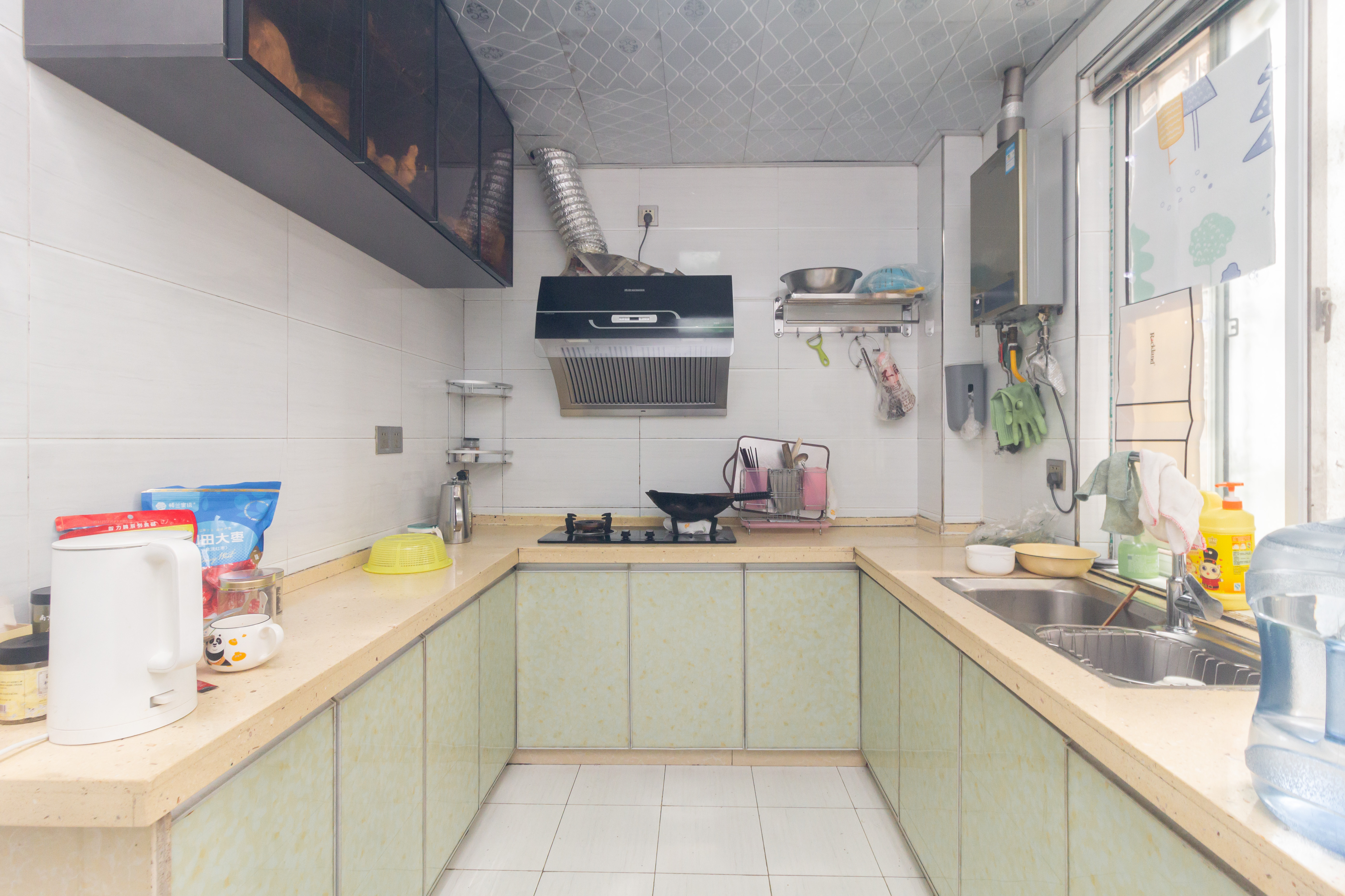 东业苹果社区 4室2厅2卫 72.8万 东业苹果社区 4室2厅2卫 72.8万厨房