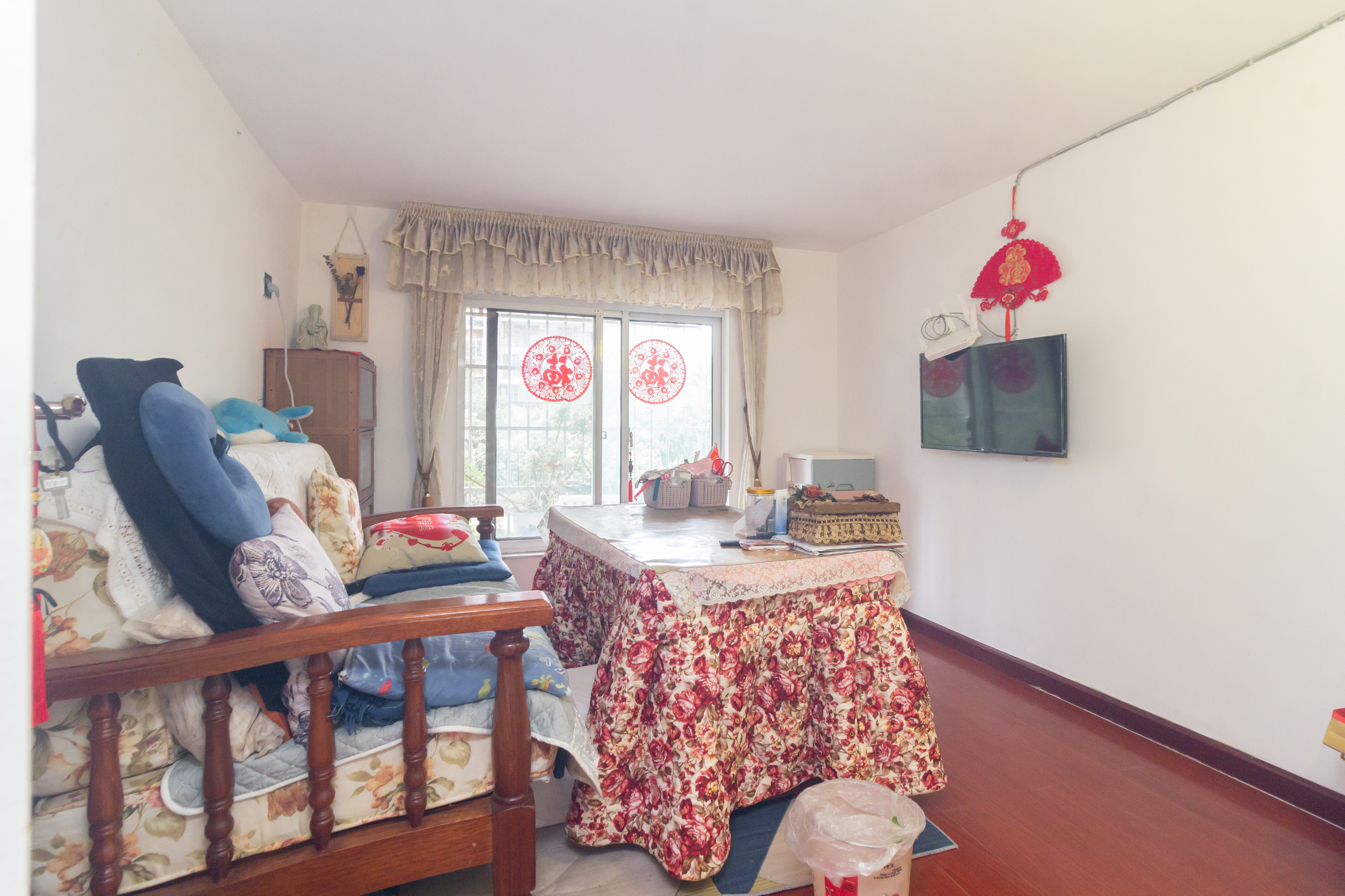 东业苹果社区 4室2厅2卫 72.8万 东业苹果社区 4室2厅2卫 72.8万卧室