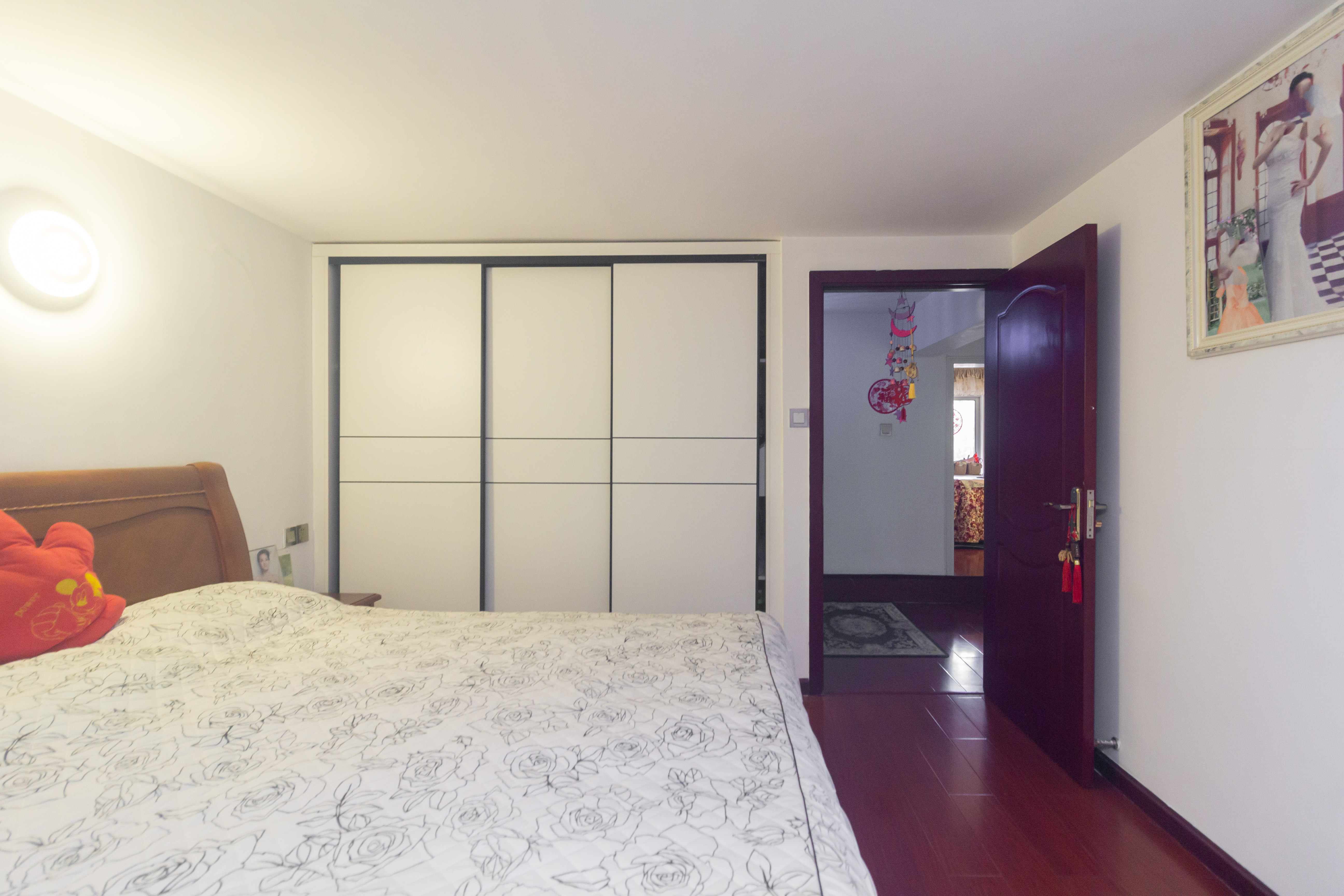 东业苹果社区 4室2厅2卫 72.8万 东业苹果社区 4室2厅2卫 72.8万卧室