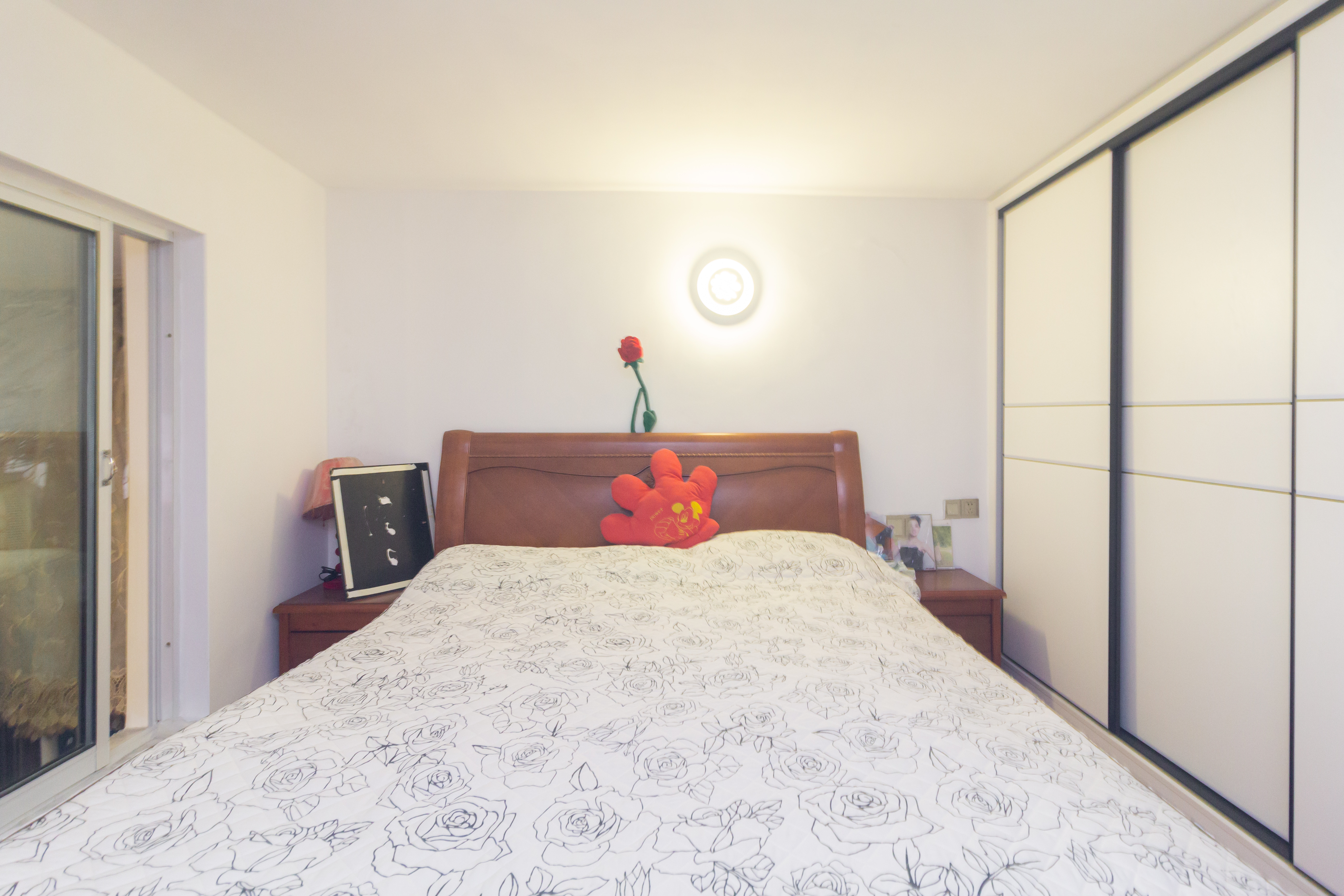 东业苹果社区 4室2厅2卫 72.8万 东业苹果社区 4室2厅2卫 72.8万卧室