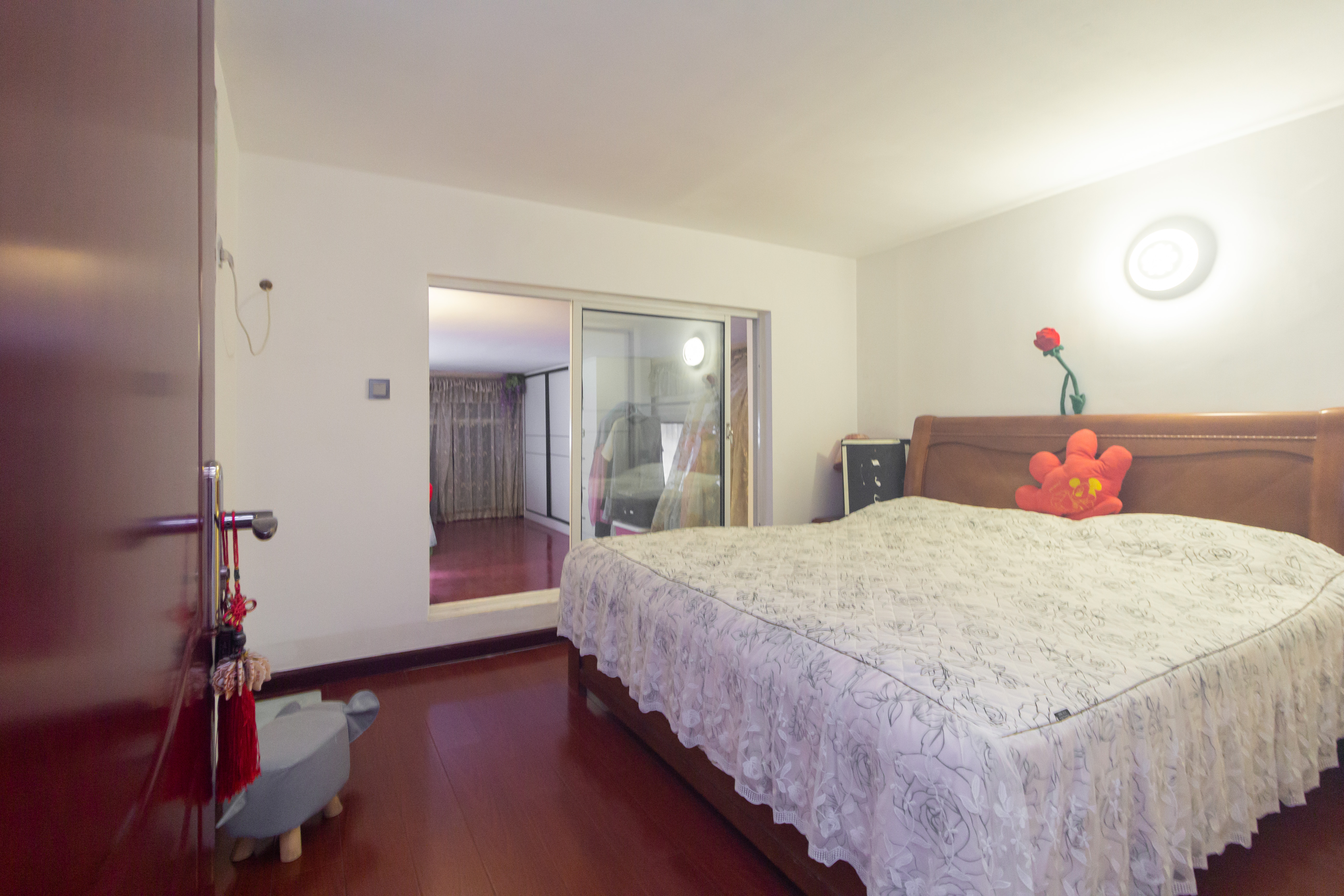 东业苹果社区 4室2厅2卫 72.8万 东业苹果社区 4室2厅2卫 72.8万卧室