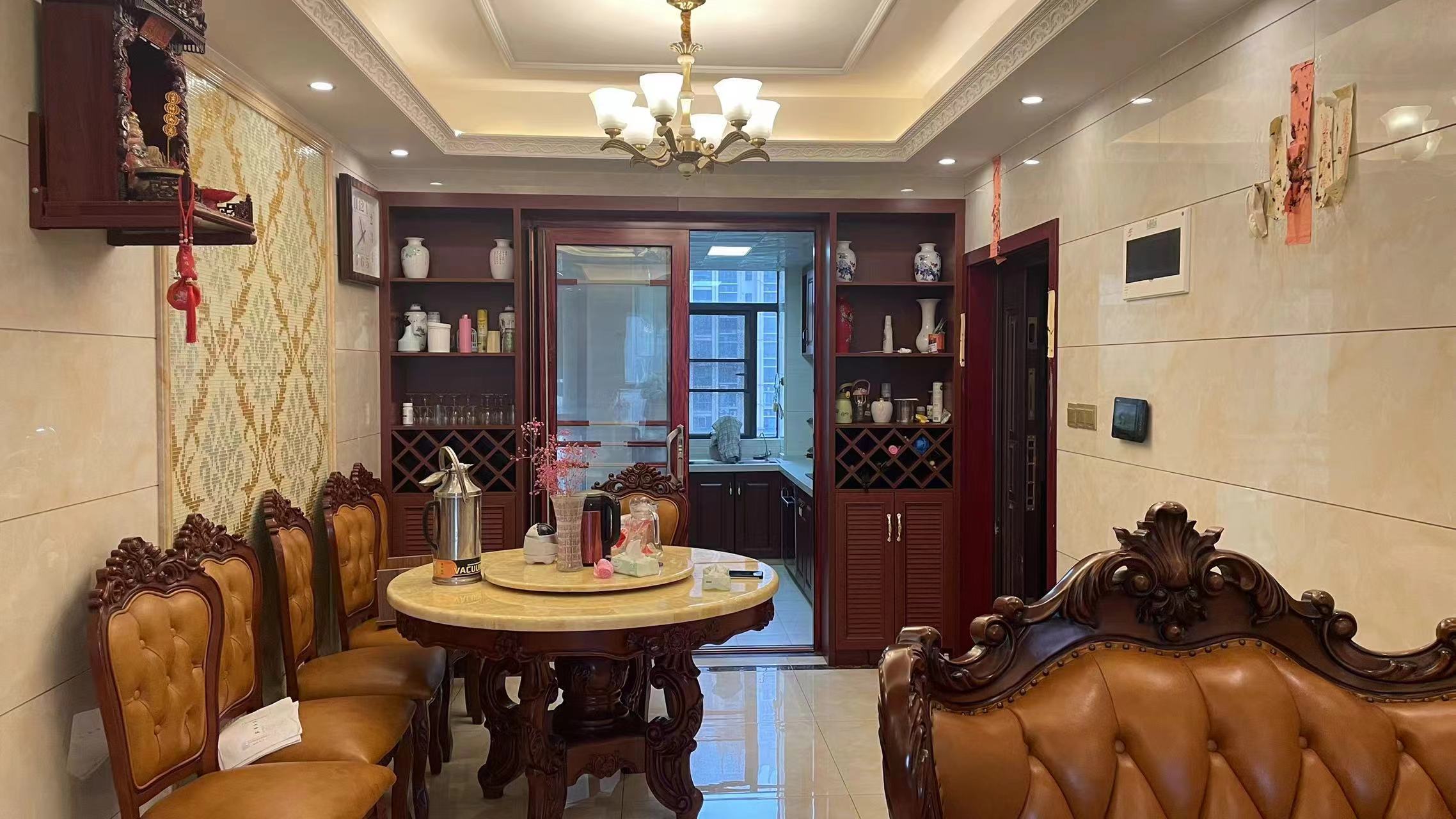 经世龙城 4室2厅2卫 112.0万 经世龙城 4室2厅2卫 112.0万室内图