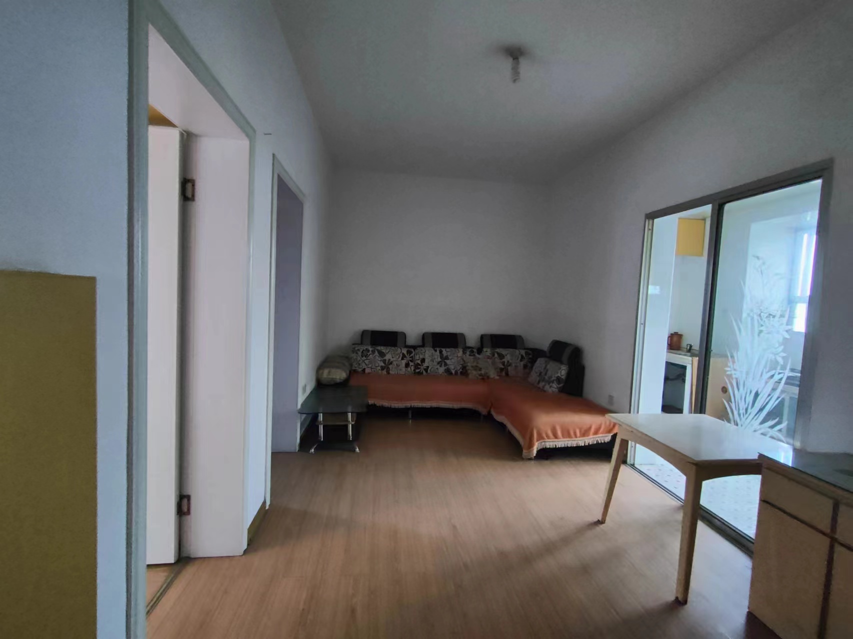 6415 2室1厅1卫 17.5万 6415 2室1厅1卫 17.5万室内图