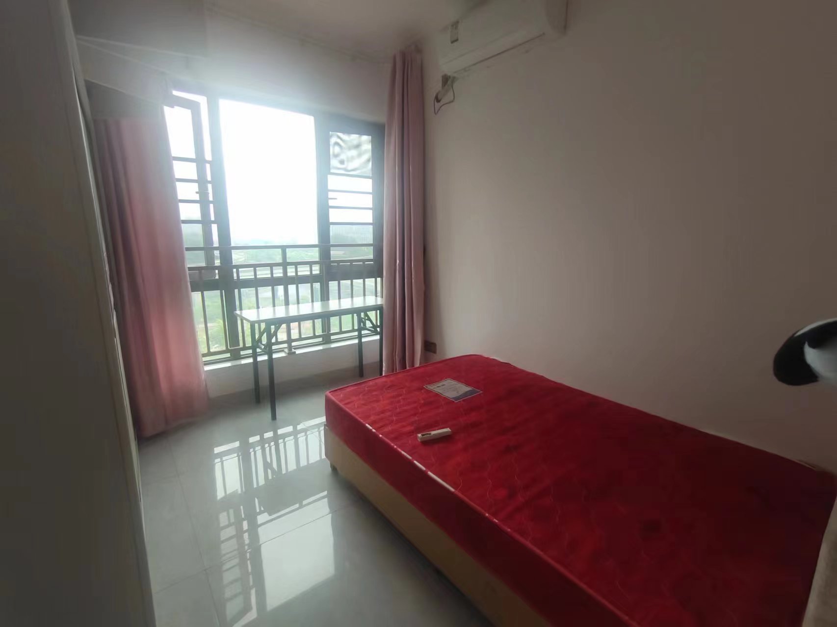 金轮津桥华府 4室2厅2卫 82.8万 金轮津桥华府 4室2厅2卫 82.8万室内图