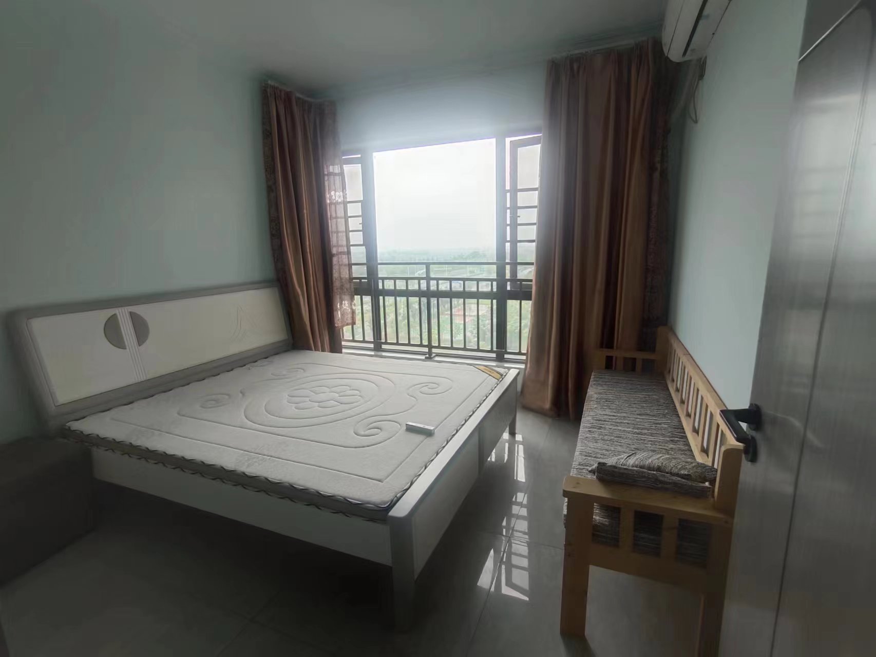 金轮津桥华府 4室2厅2卫 82.8万 金轮津桥华府 4室2厅2卫 82.8万室内图