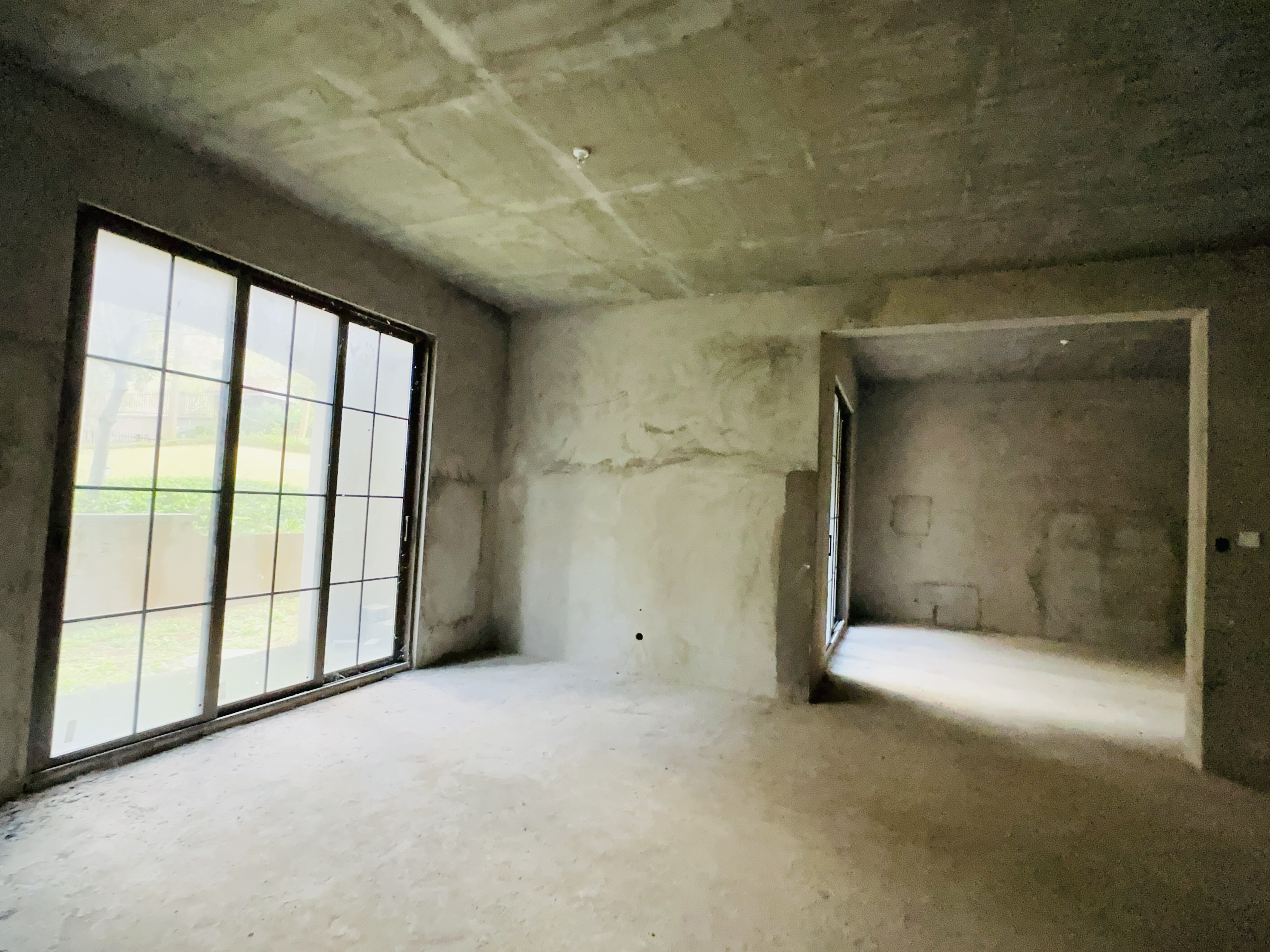 观澜湖君庭别墅区 6室4厅5卫 565.00万 观澜湖君庭别墅区 6室4厅5卫 565.00万客厅