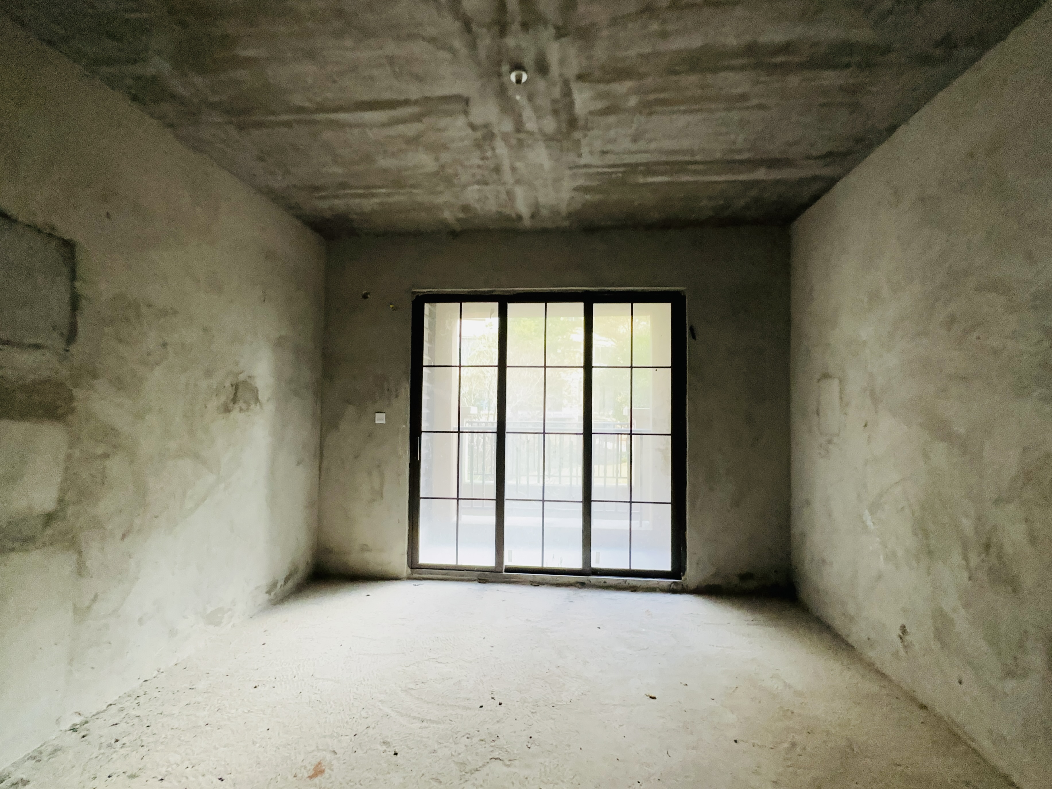 观澜湖君庭别墅区  6室4厅5卫    650.0万 观澜湖君庭别墅区  6室4厅5卫    650.0万卧室