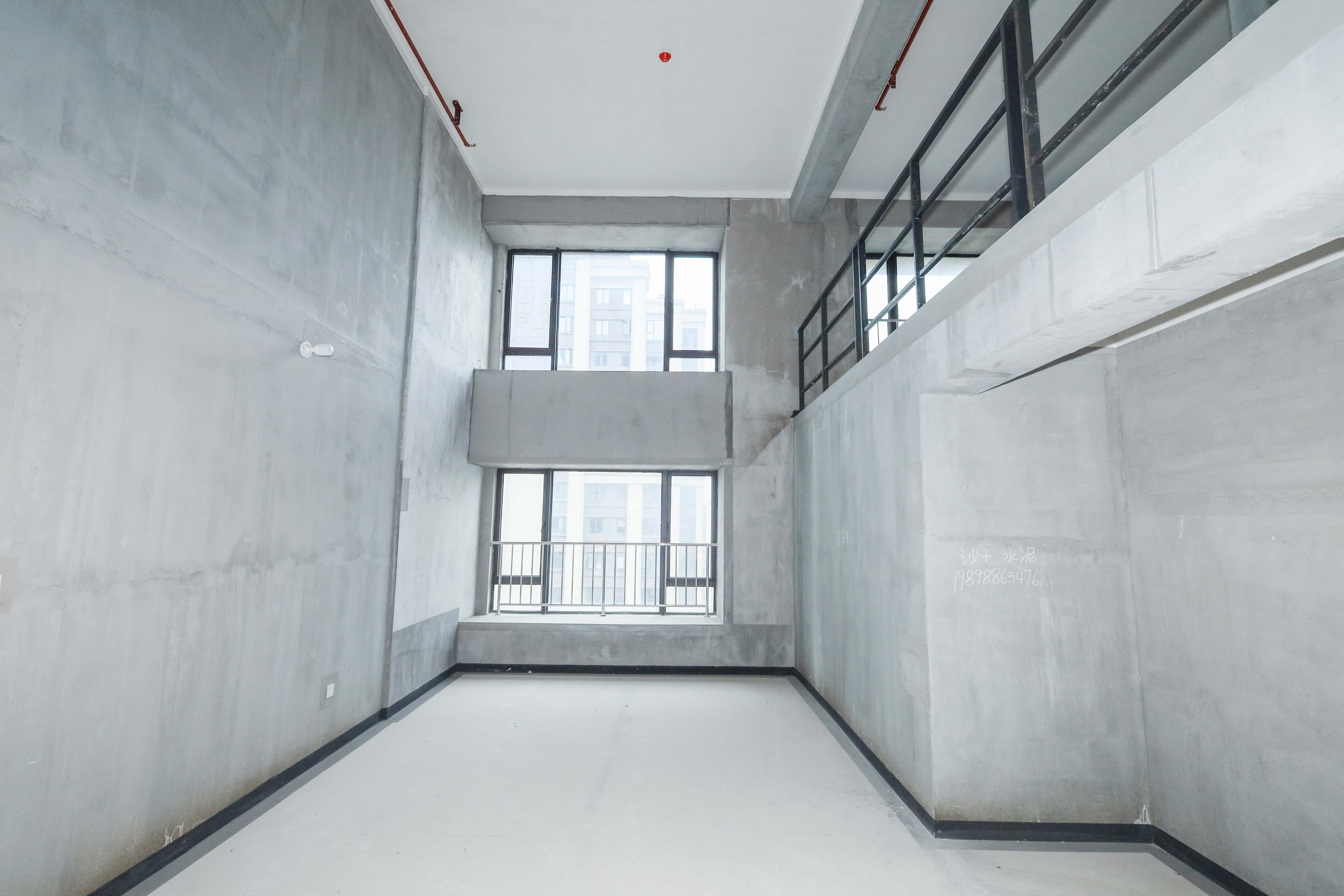 建发央著  5室2厅3卫   350.00万