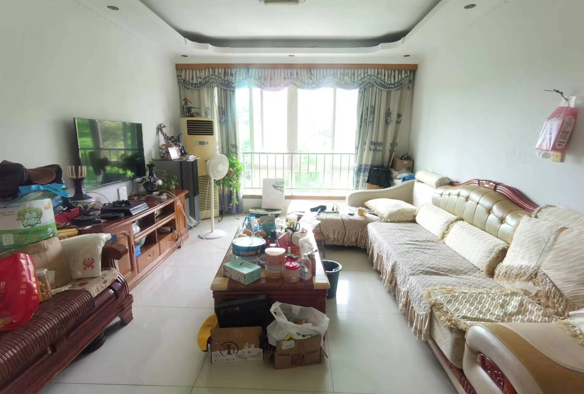 湘银小区  3室2厅2卫    49.8万 湘银小区  3室2厅2卫    49.8万