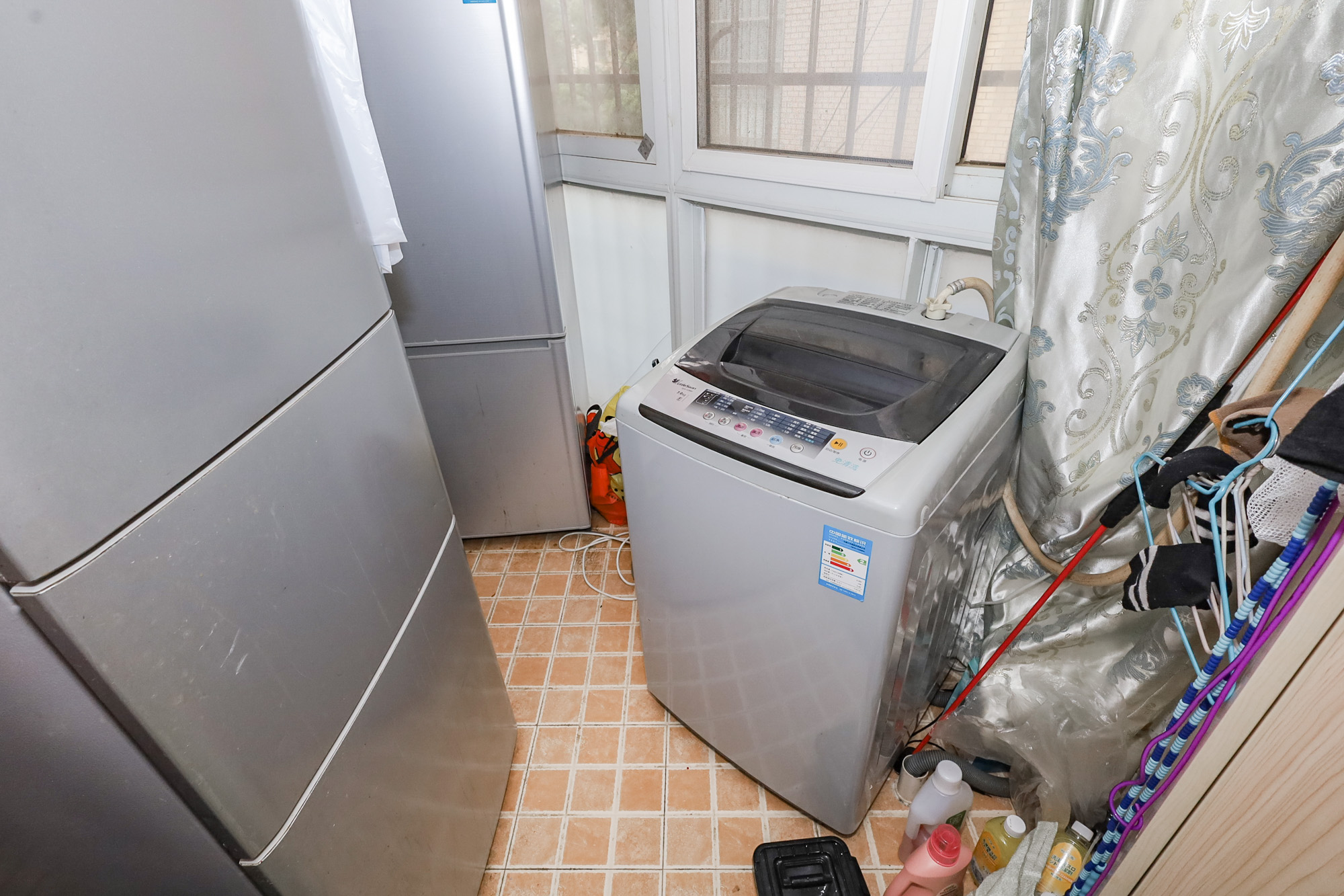 谷山庭院  2室2厅1卫   54.80万阳台