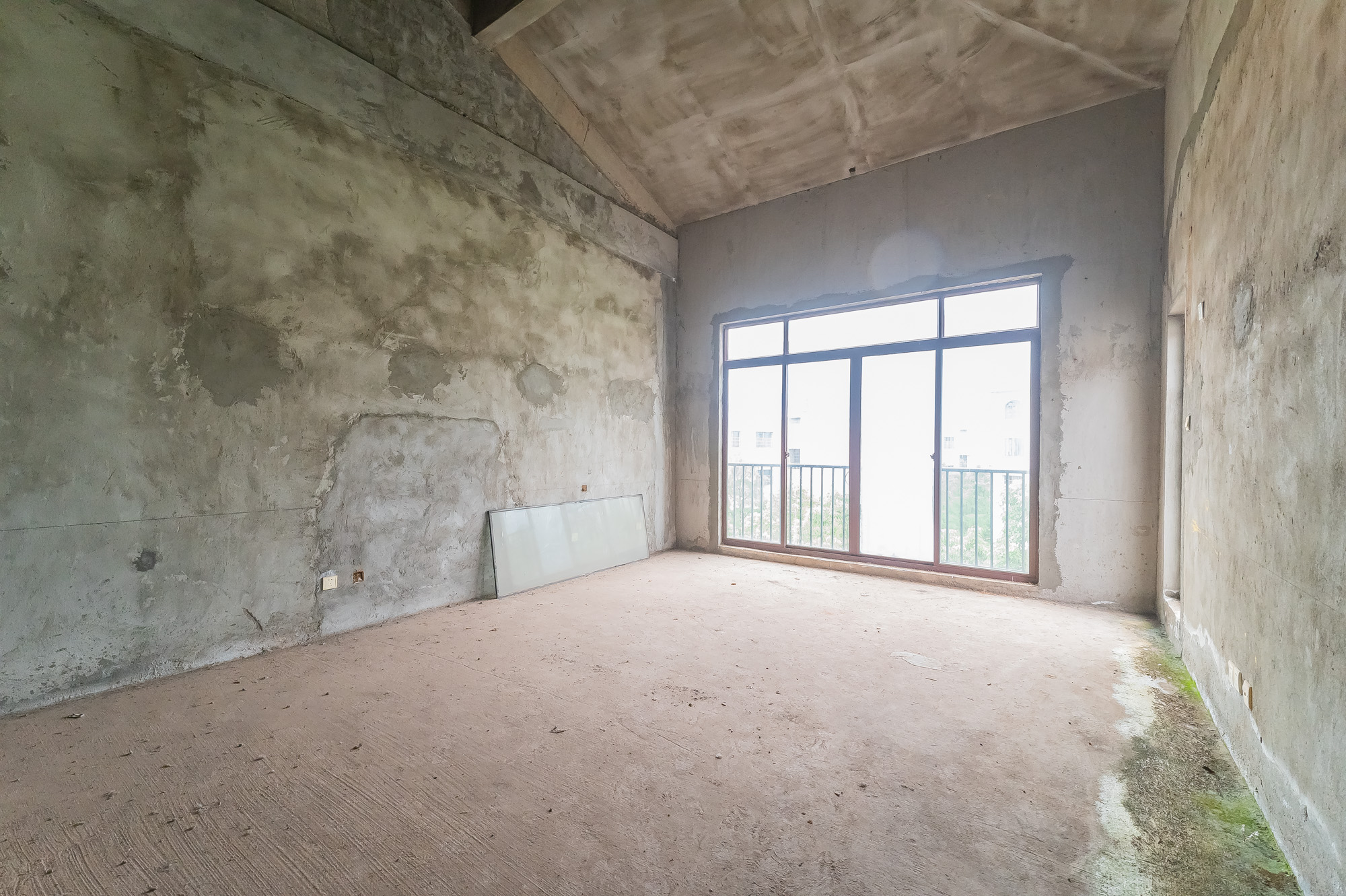 鹏基诺亚山林 6室3厅3卫 268.0万 鹏基诺亚山林 6室3厅3卫 268.0万其他