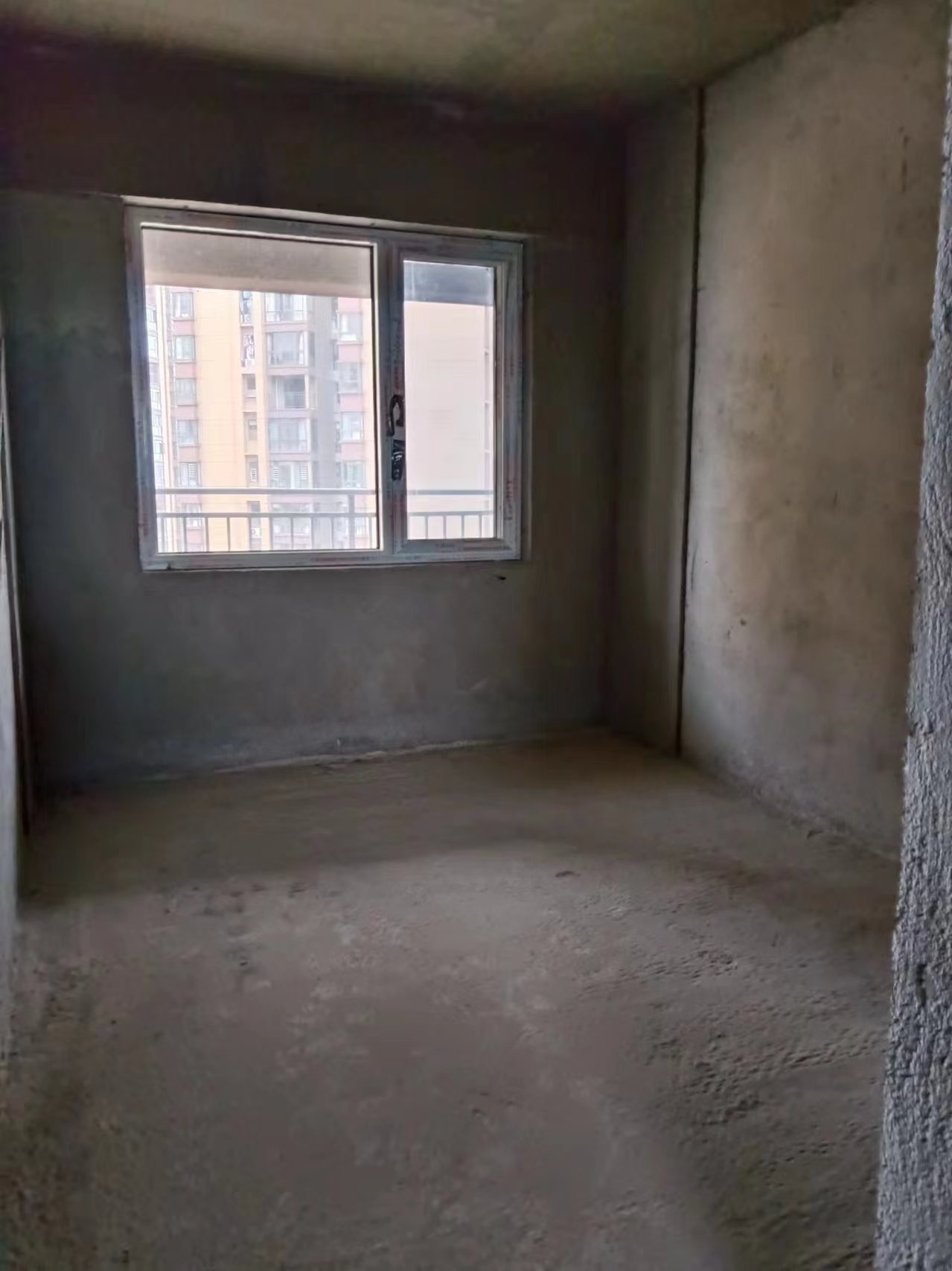 滨江名都  3室2厅2卫   75.80万室内图