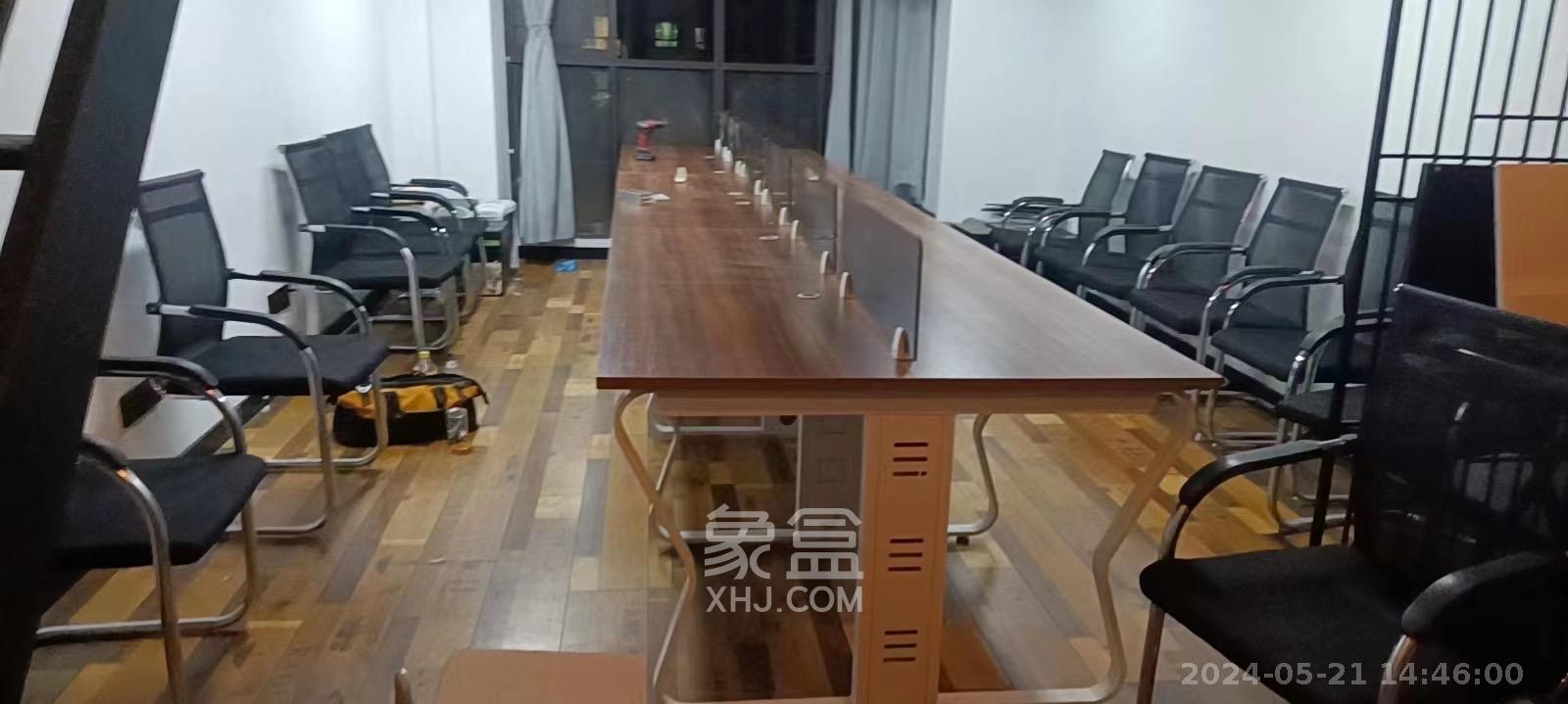 金科时代中心  1室2厅1卫   2200.00元/月室内图