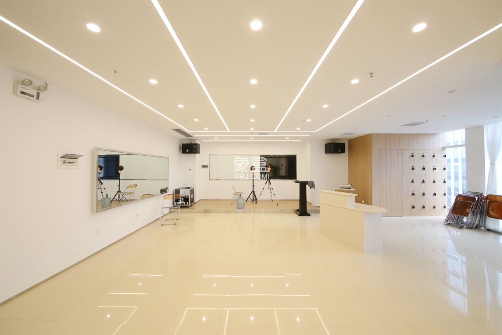 萬達廣場   61.6㎡     75.00萬