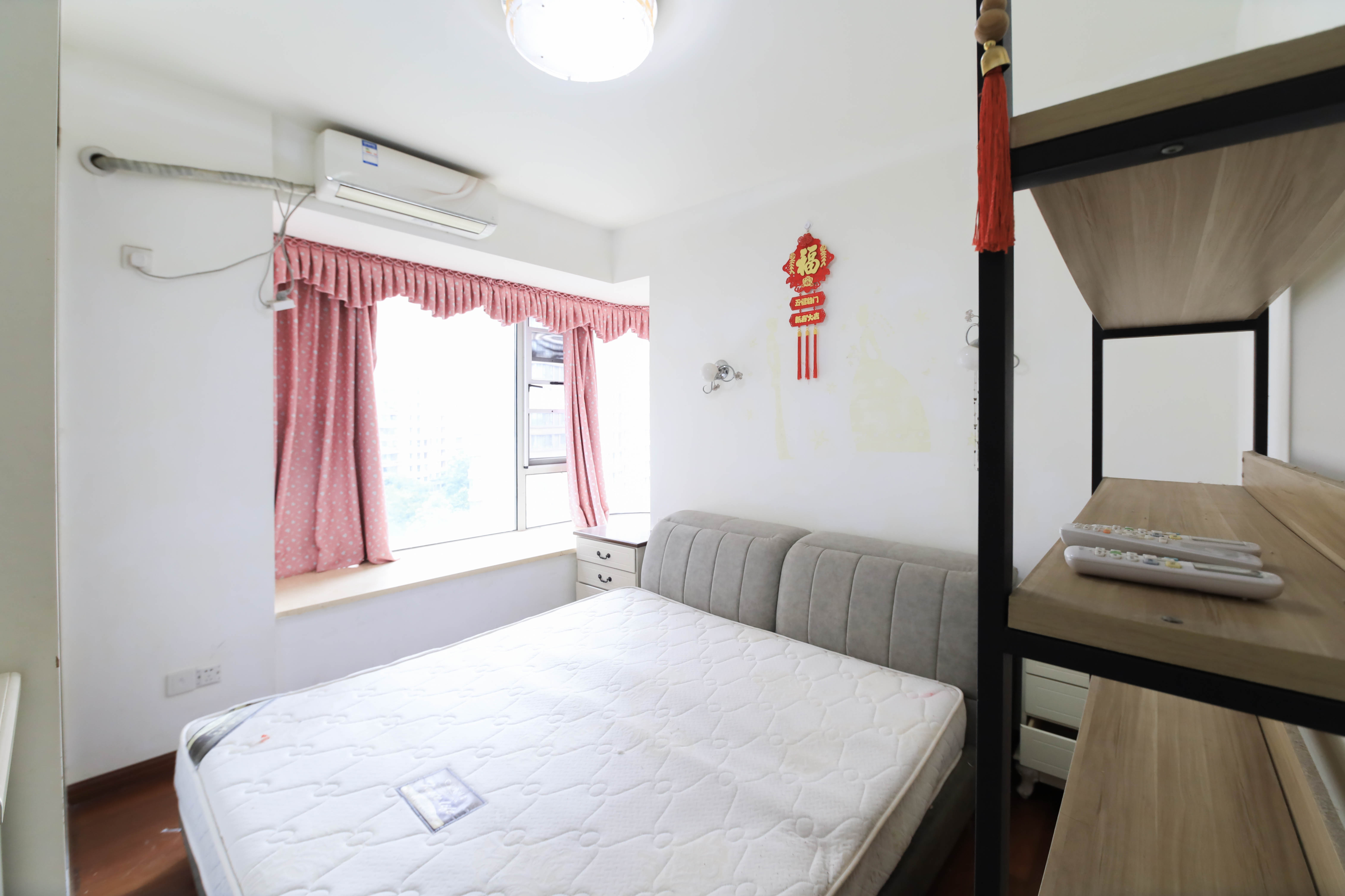 五矿万境水岸一期（万境水岸嘉苑）  2室2厅1卫    78.0万卧室