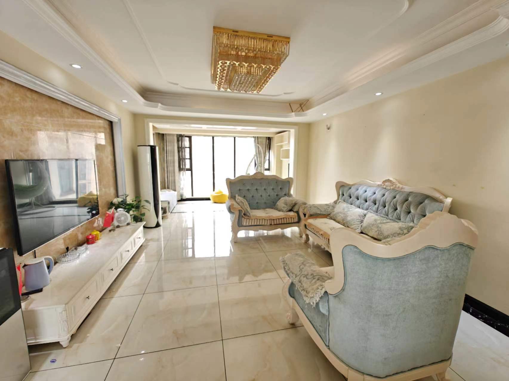 佳兆业金域天下二期 4室2厅2卫 66.2万 佳兆业金域天下二期 4室2厅2卫 66.2万室内图