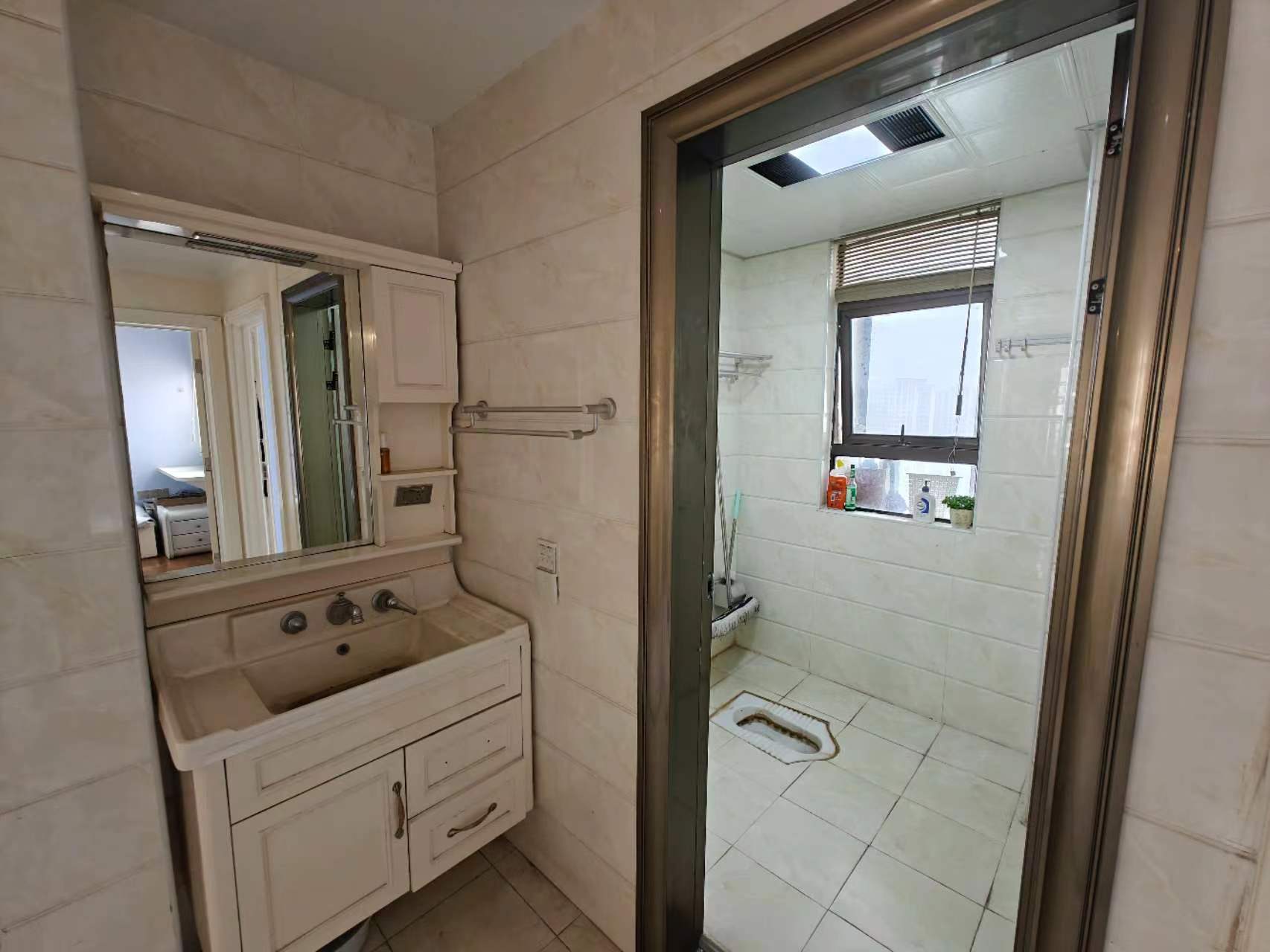 佳兆业金域天下二期 4室2厅2卫 66.2万 佳兆业金域天下二期 4室2厅2卫 66.2万室内图