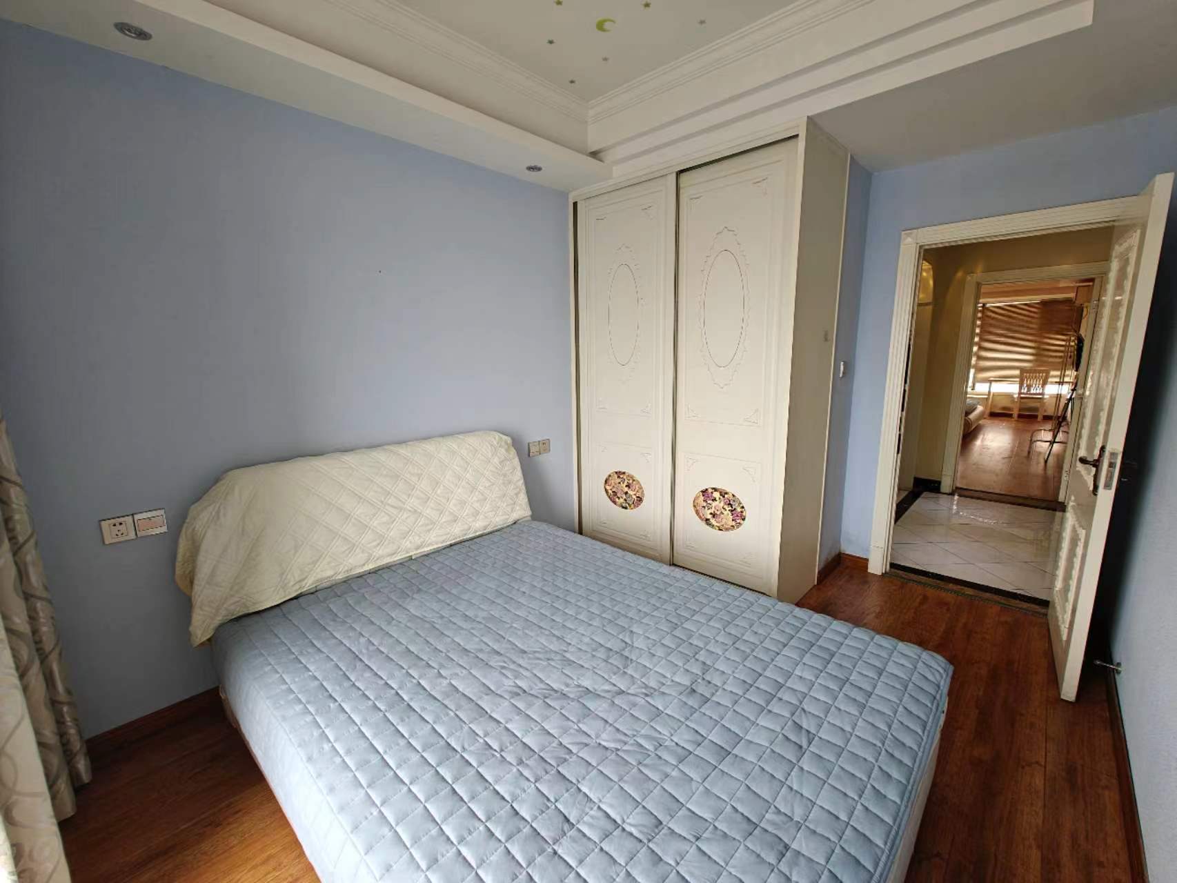 佳兆业金域天下二期 4室2厅2卫 66.2万 佳兆业金域天下二期 4室2厅2卫 66.2万室内图