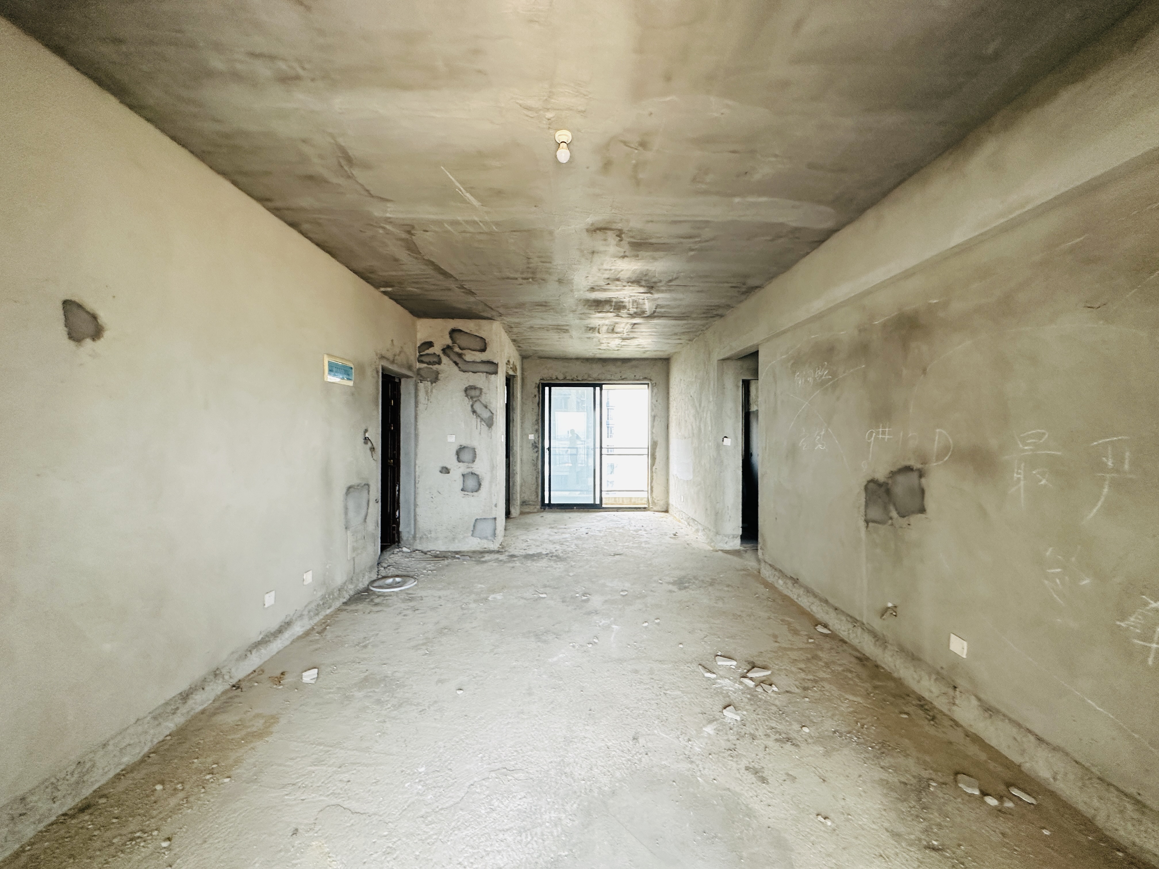 东汇西海岸 3室2厅2卫 187.0万 东汇西海岸 3室2厅2卫 187.0万客厅