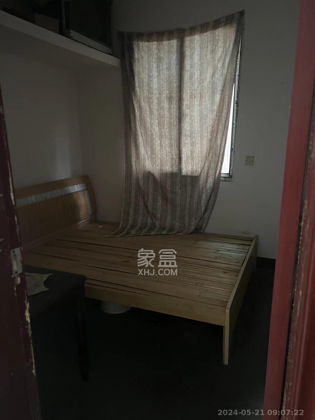 牛角塘社区  3室1厅1卫   1800.00元/月室内图