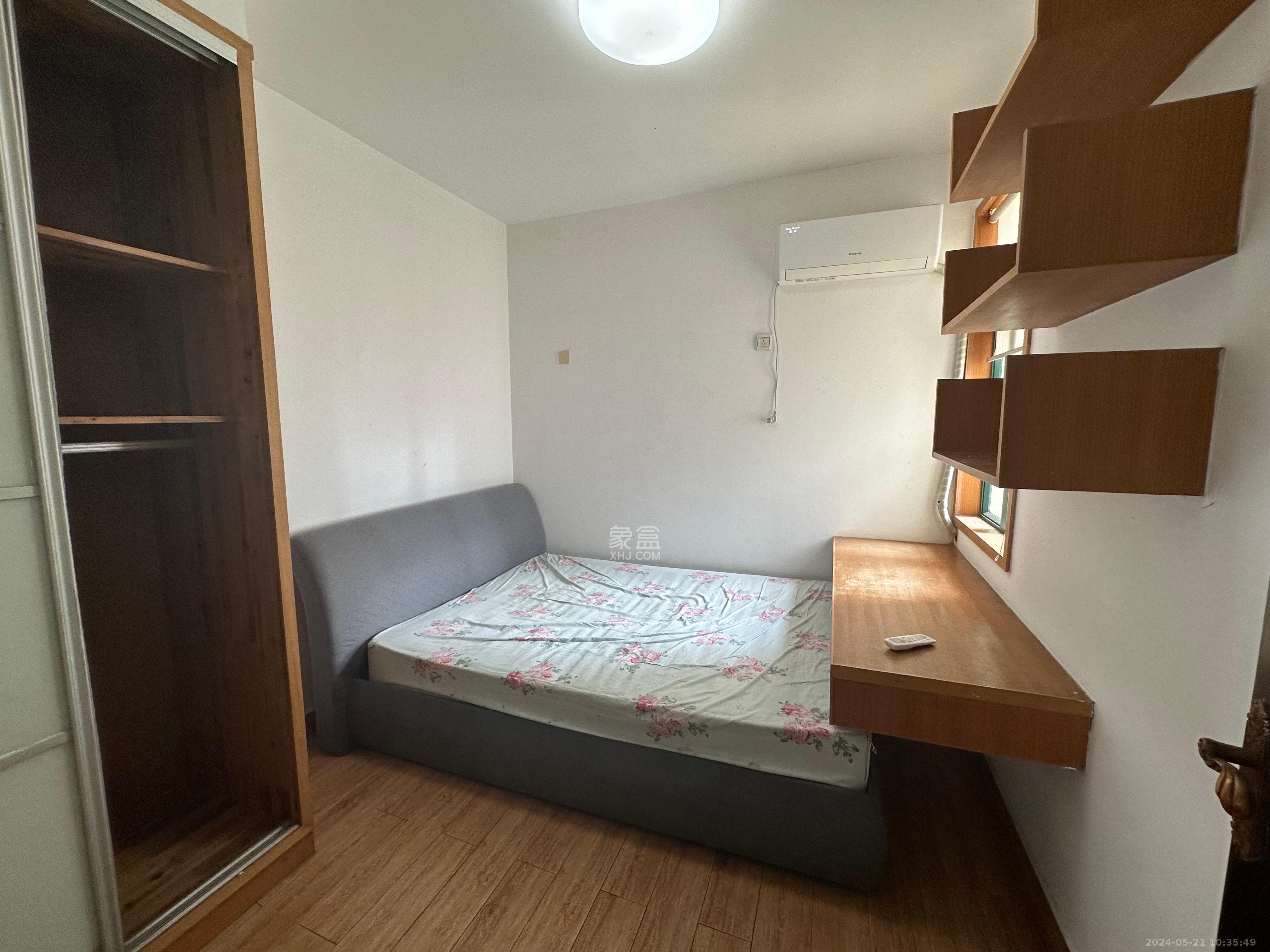 美林景園  4室2廳2衛(wèi)   3500.00元/月室內(nèi)圖