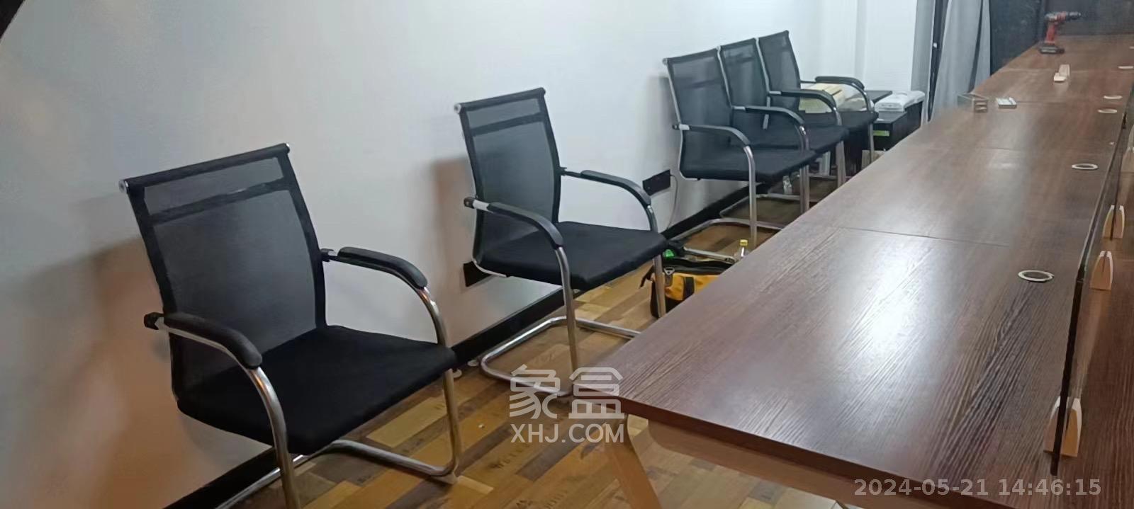 金科时代中心  1室2厅1卫   2200.00元/月室内图