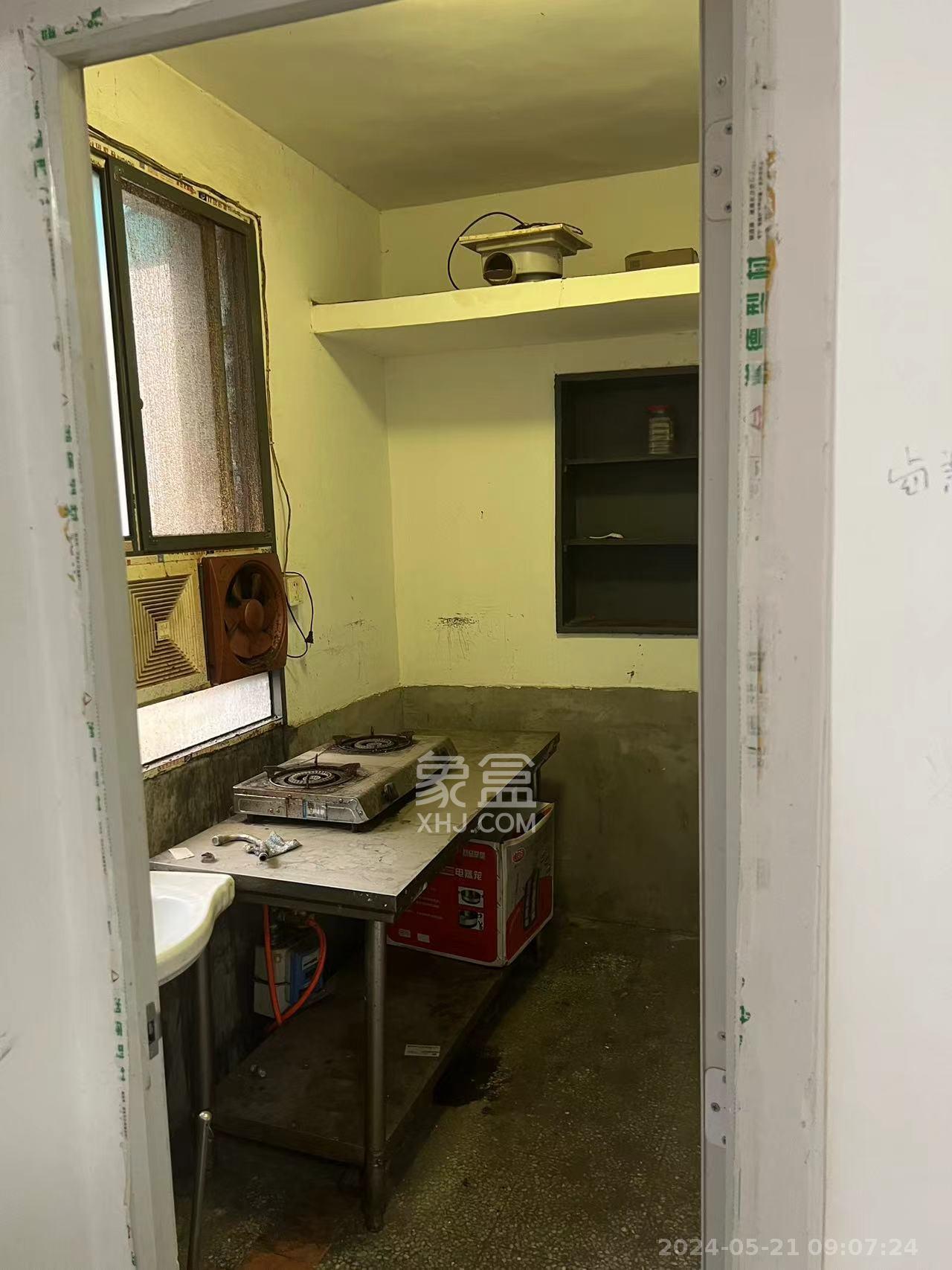 牛角塘社区  3室1厅1卫   1800.00元/月室内图