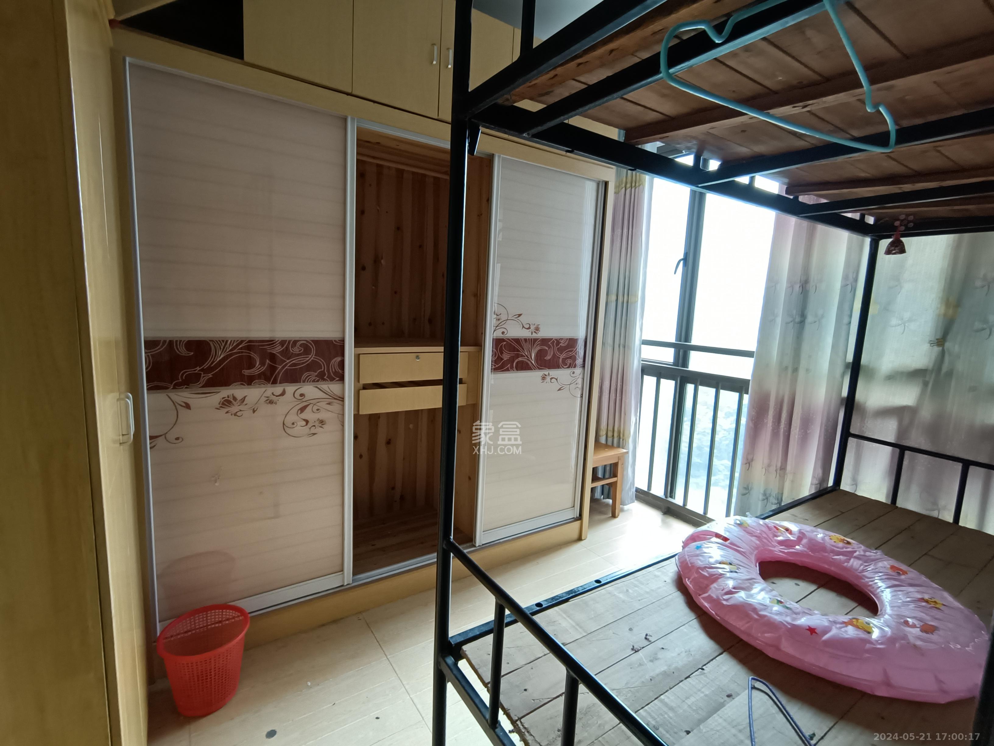 旭辉华庭  3室2厅1卫   1400.00元/月室内图