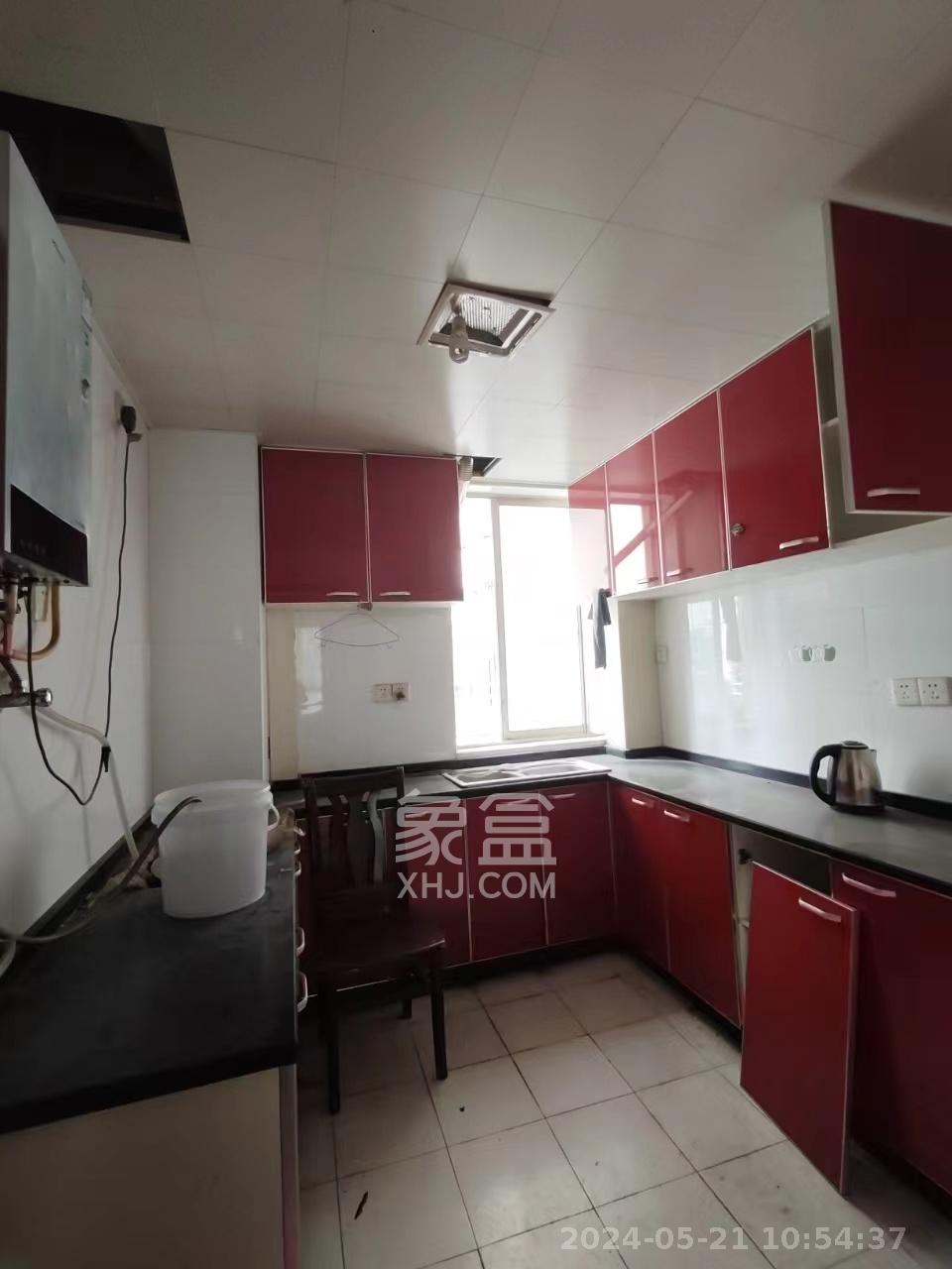 一心花苑  4室2厅2卫    3800.0元/月室内图