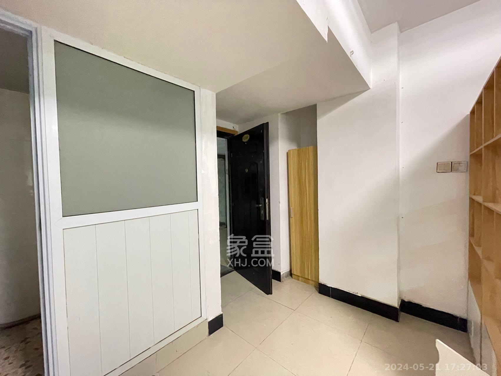 玛依拉山庄  2室1厅1卫   2300.00元/月室内图