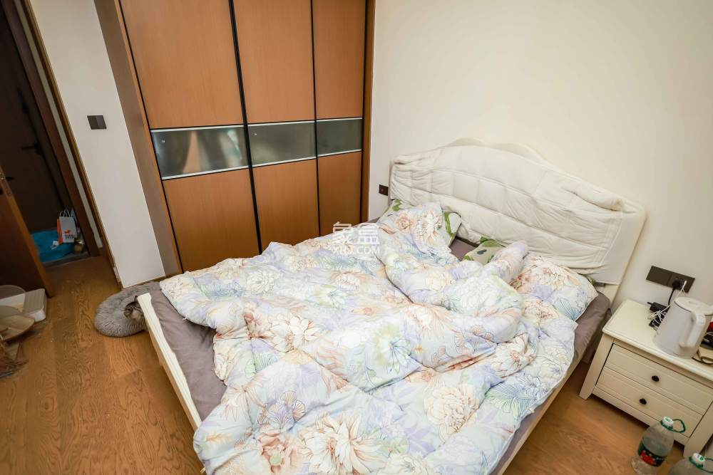 長房云西府一期  3室2廳1衛(wèi)   130.00萬