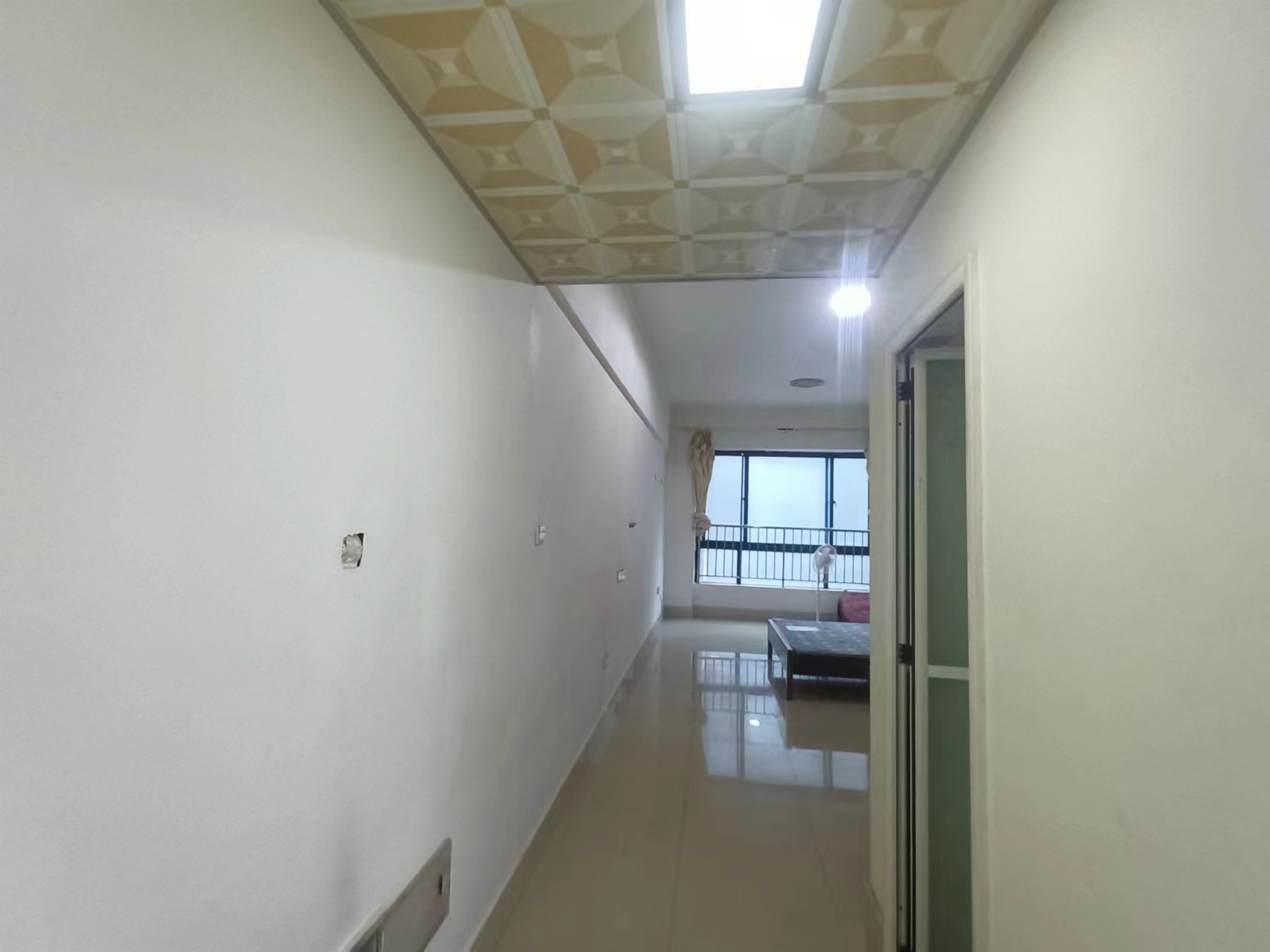 慈善大厦  1室1厅1卫    19.0万 慈善大厦  1室1厅1卫    19.0万室内图