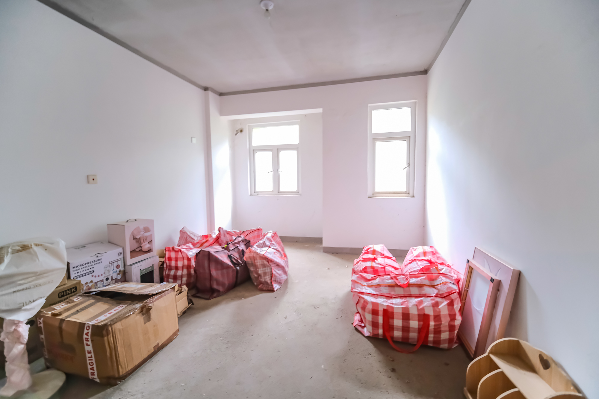 郡原居里 2室2厅1卫 51.8万 郡原居里 2室2厅1卫 51.8万卧室