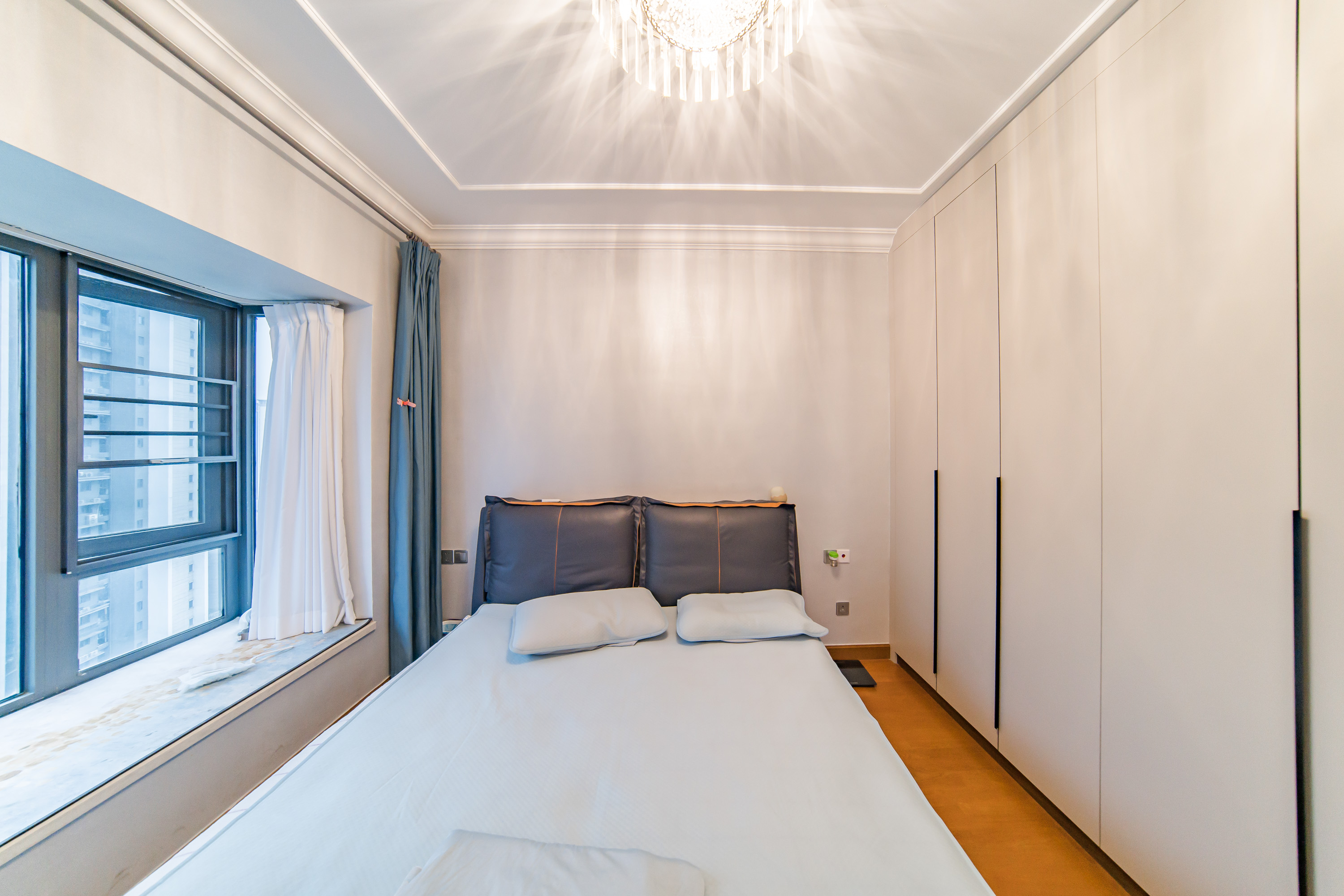 恒大文化旅游城A区  3室2厅1卫    125.0万卧室