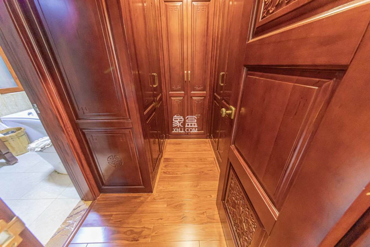 中建芙蓉和苑  4室2厅2卫    364.0万 中建芙蓉和苑  4室2厅2卫    364.0万卫生间