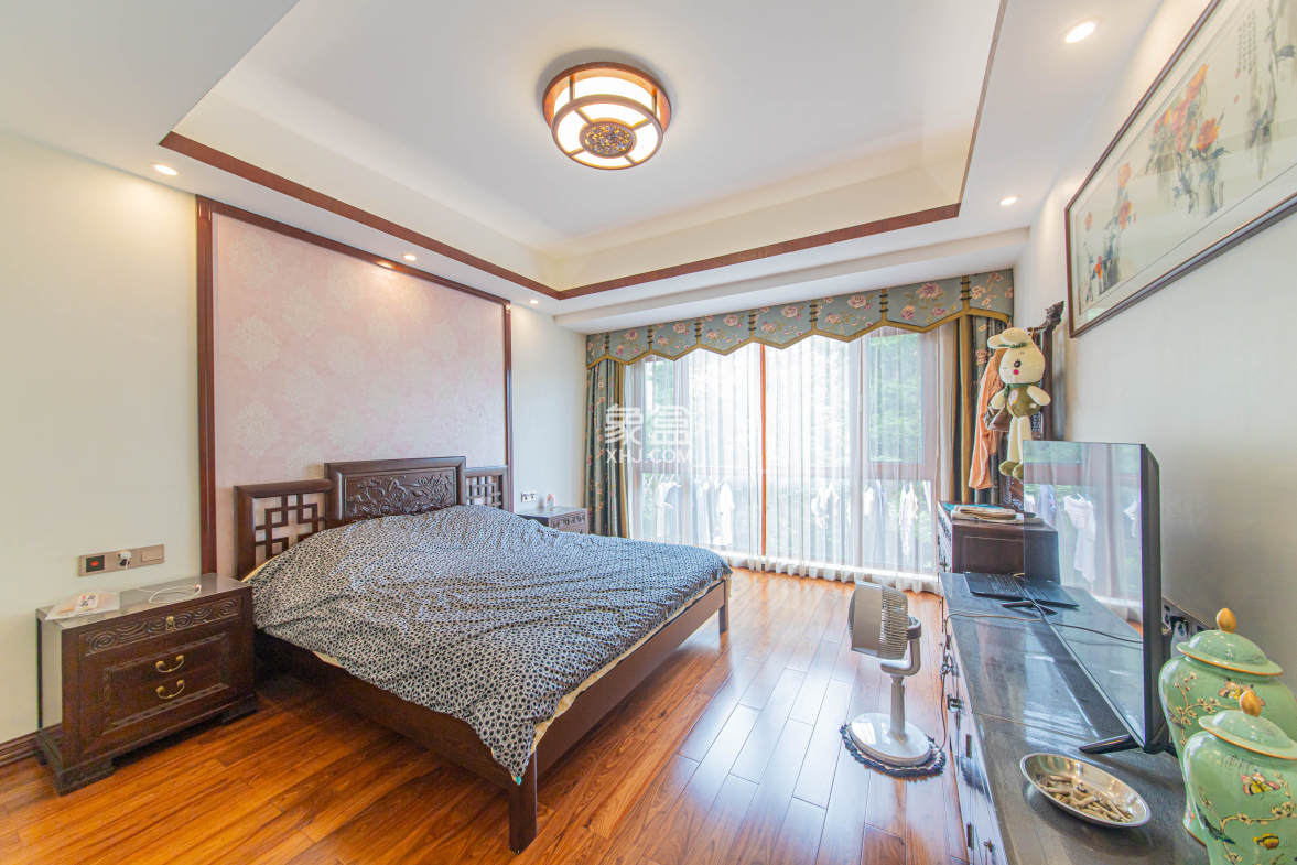 中建芙蓉和苑  4室2厅2卫    364.0万 中建芙蓉和苑  4室2厅2卫    364.0万卧室