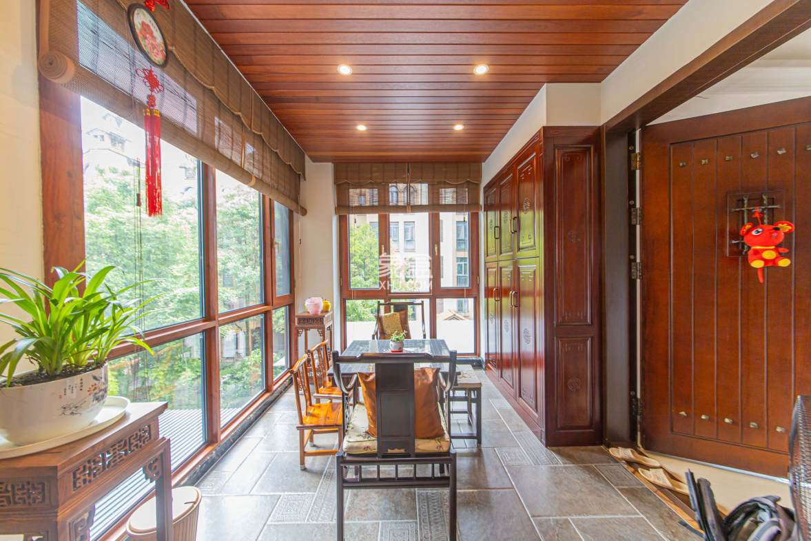 中建芙蓉和苑  4室2厅2卫    364.0万 中建芙蓉和苑  4室2厅2卫    364.0万阳台