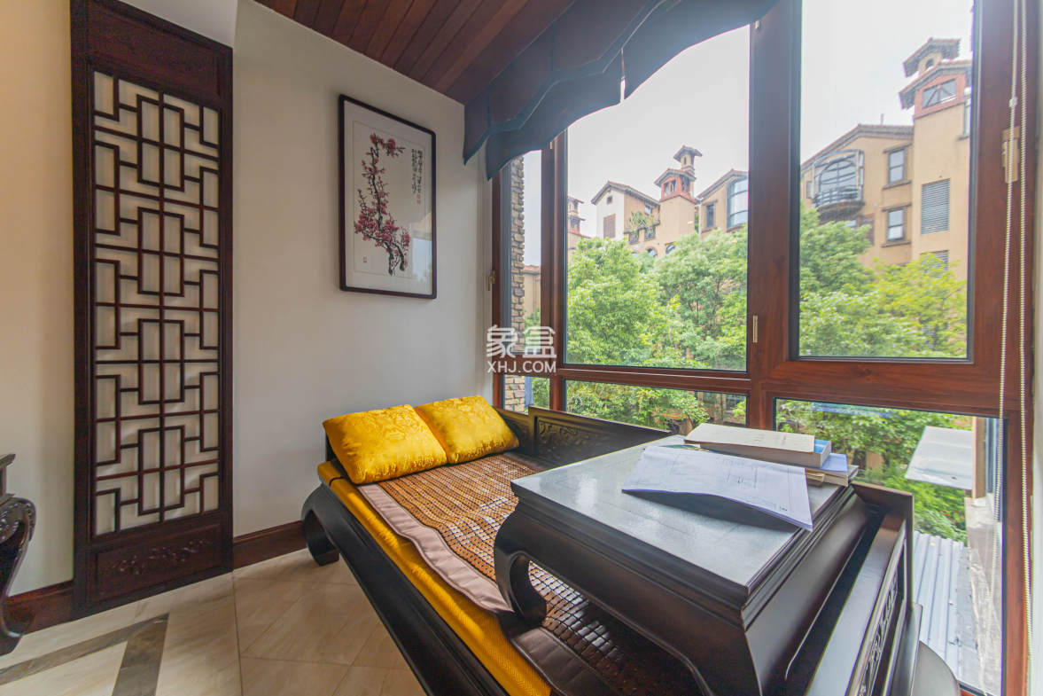 中建芙蓉和苑  4室2厅2卫    364.0万 中建芙蓉和苑  4室2厅2卫    364.0万阳台