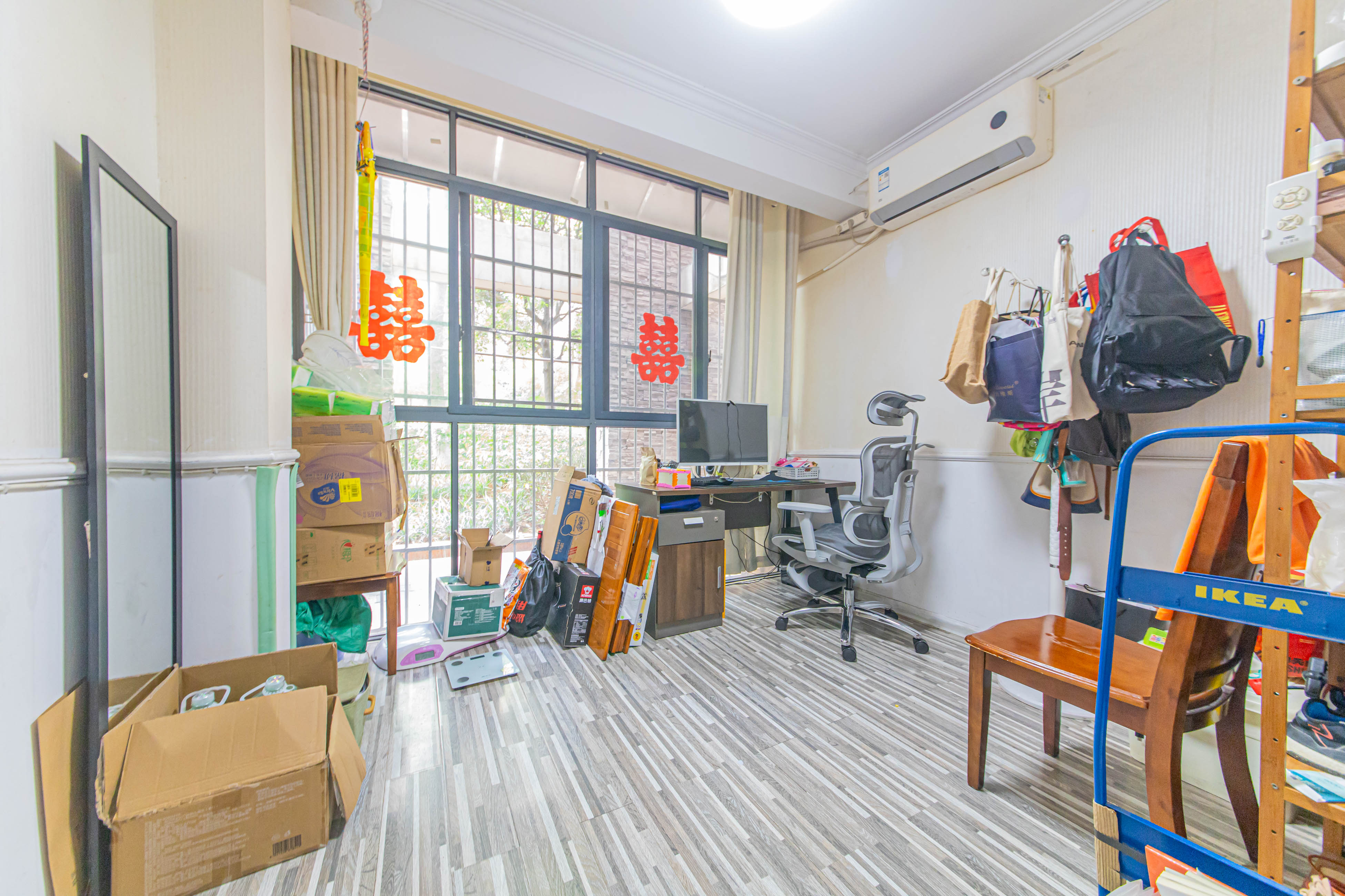 金房奥斯卡  4室2厅1卫    90.0万 金房奥斯卡  4室2厅1卫    90.0万卧室