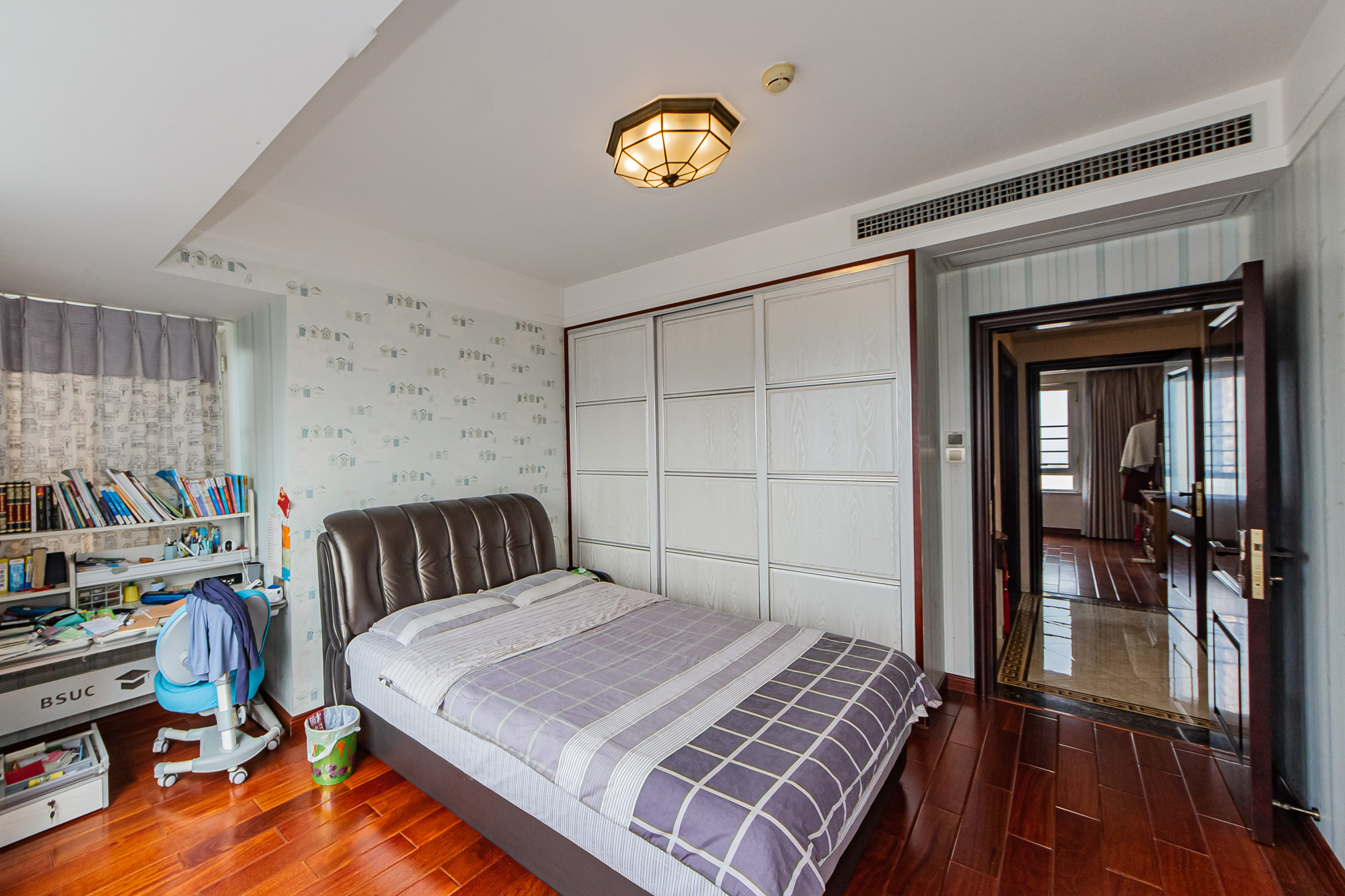 北辰三角洲E3区  4室2厅1卫    276.5万 北辰三角洲E3区  4室2厅1卫    276.5万卧室