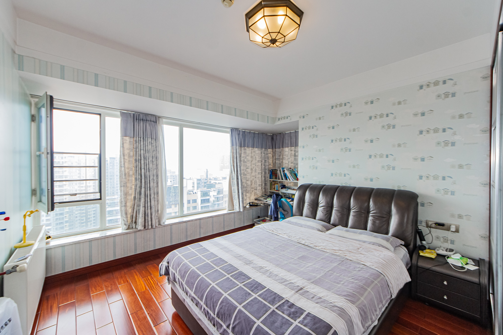 北辰三角洲E3区  4室2厅1卫    276.5万 北辰三角洲E3区  4室2厅1卫    276.5万卧室