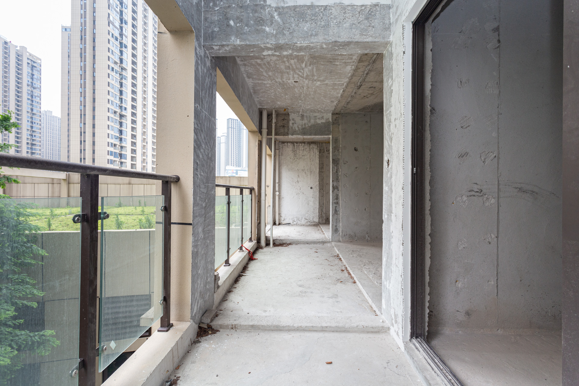 润和湘江天地AB区 4室2厅3卫 156.0万 润和湘江天地AB区 4室2厅3卫 156.0万阳台