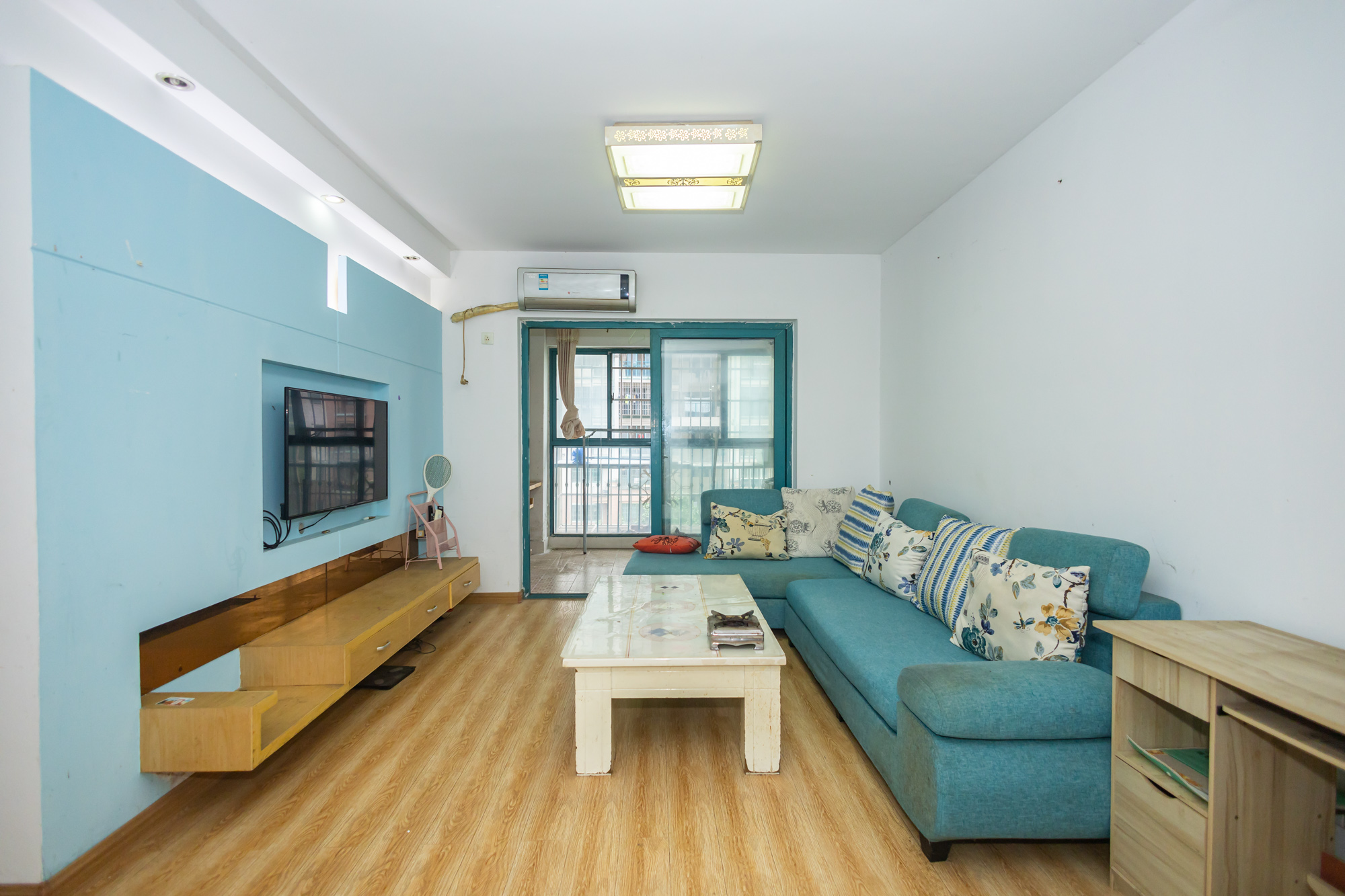 蝴蝶谷 2室2厅1卫 44.8万 蝴蝶谷 2室2厅1卫 44.8万客厅